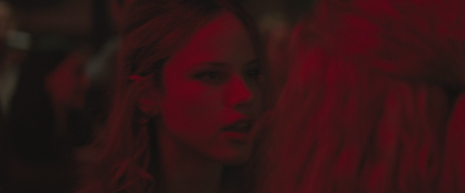 iHeartHalston_HalstonSageNet_BeforeIFallScreencaps_375.jpg