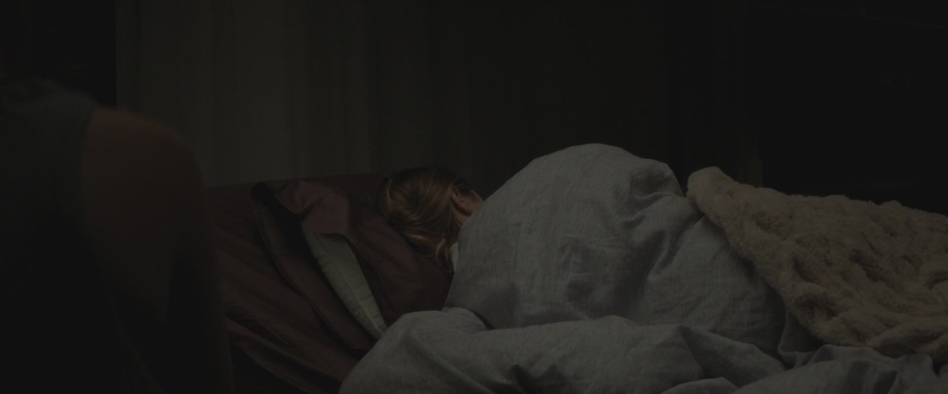 iHeartHalston_HalstonSageNet_BeforeIFallScreencaps_655.jpg