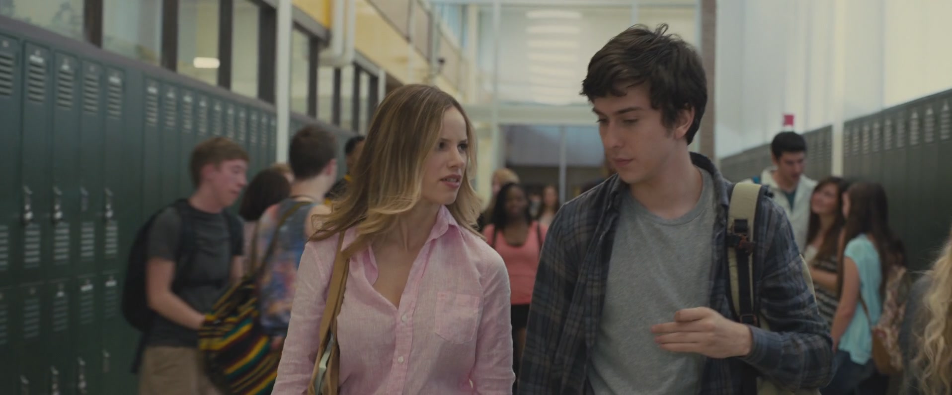 iHeartHalston_HalstonSageNet_PaperTownsScreencaptures_054.jpg