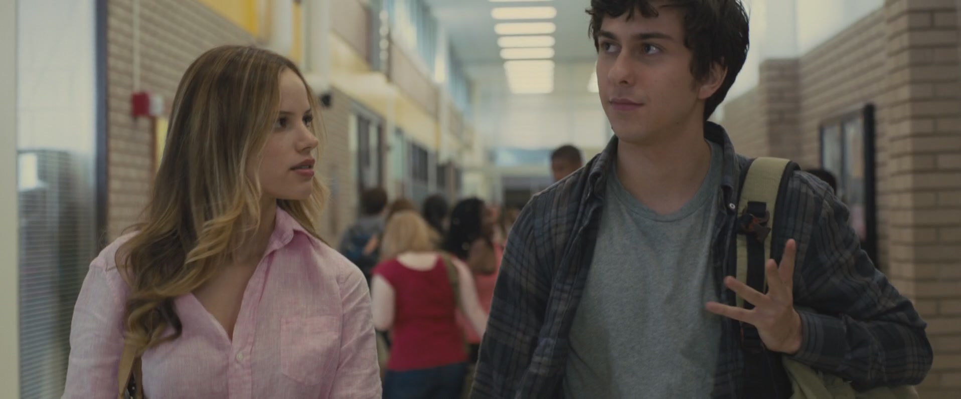 iHeartHalston_HalstonSageNet_PaperTownsScreencaptures_076.jpg