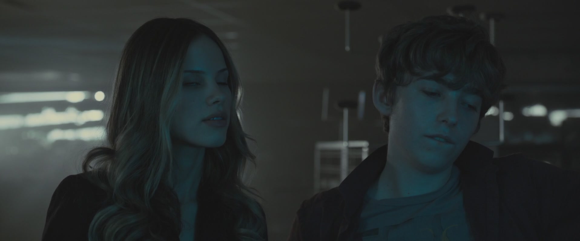 iHeartHalston_HalstonSageNet_PaperTownsScreencaptures_216.jpg
