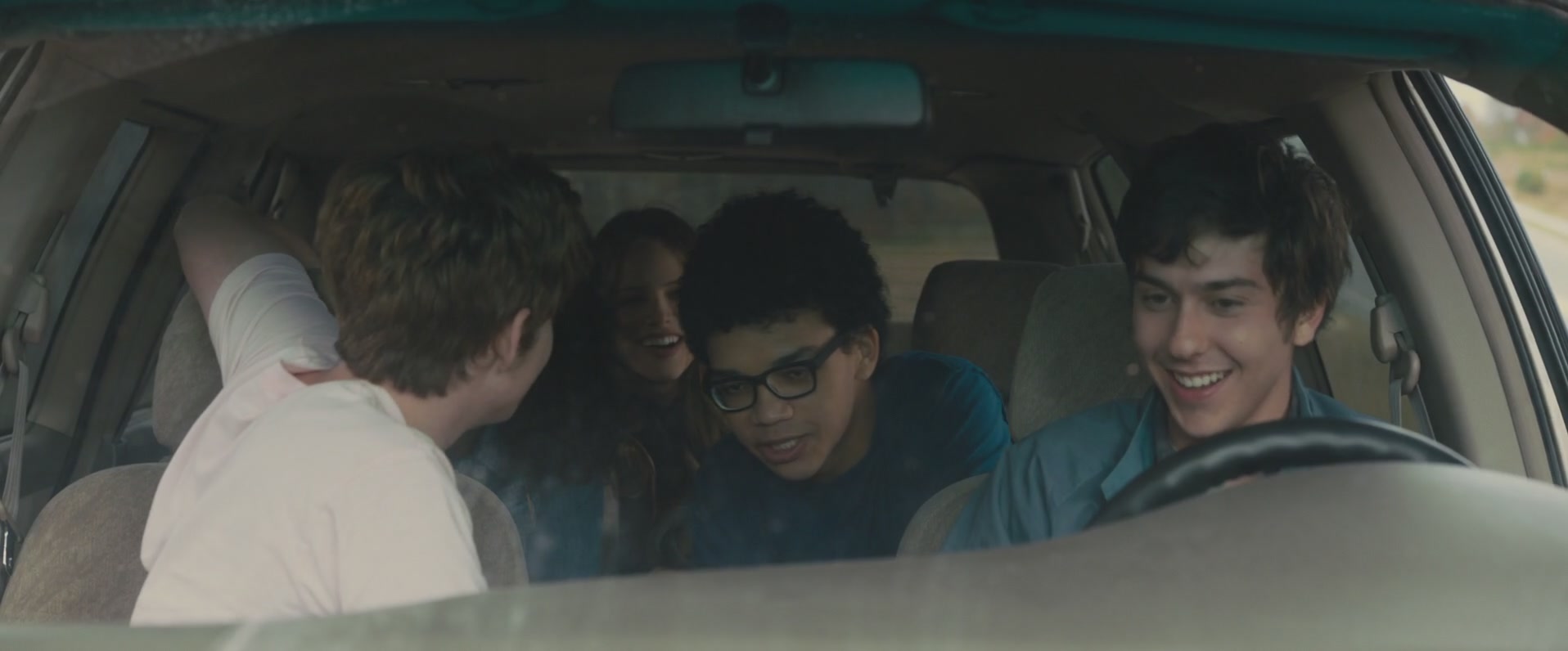 iHeartHalston_HalstonSageNet_PaperTownsScreencaptures_504.jpg