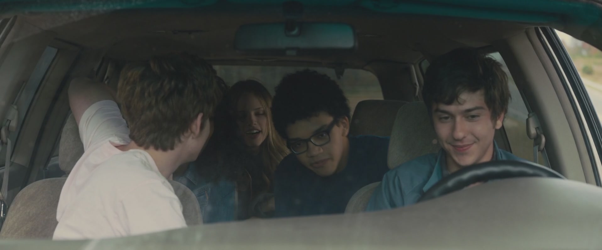 iHeartHalston_HalstonSageNet_PaperTownsScreencaptures_505.jpg