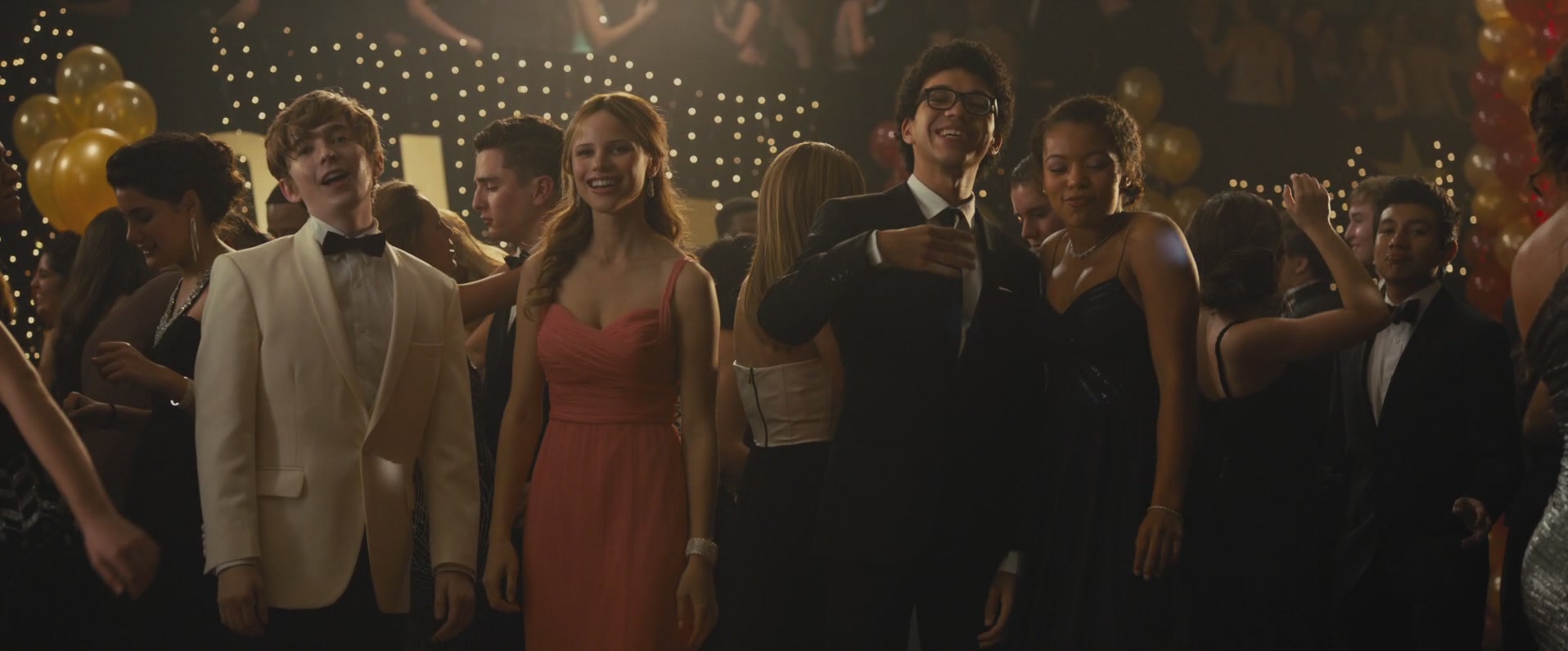 iHeartHalston_HalstonSageNet_PaperTownsScreencaptures_633.jpg