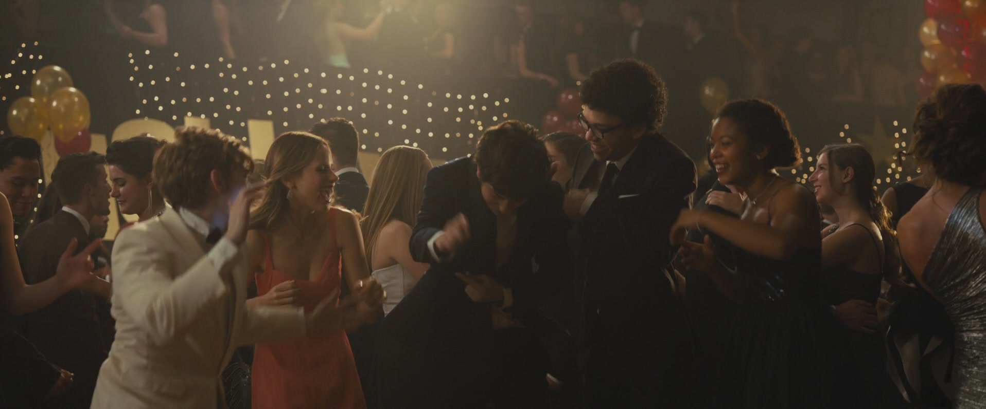 iHeartHalston_HalstonSageNet_PaperTownsScreencaptures_642.jpg