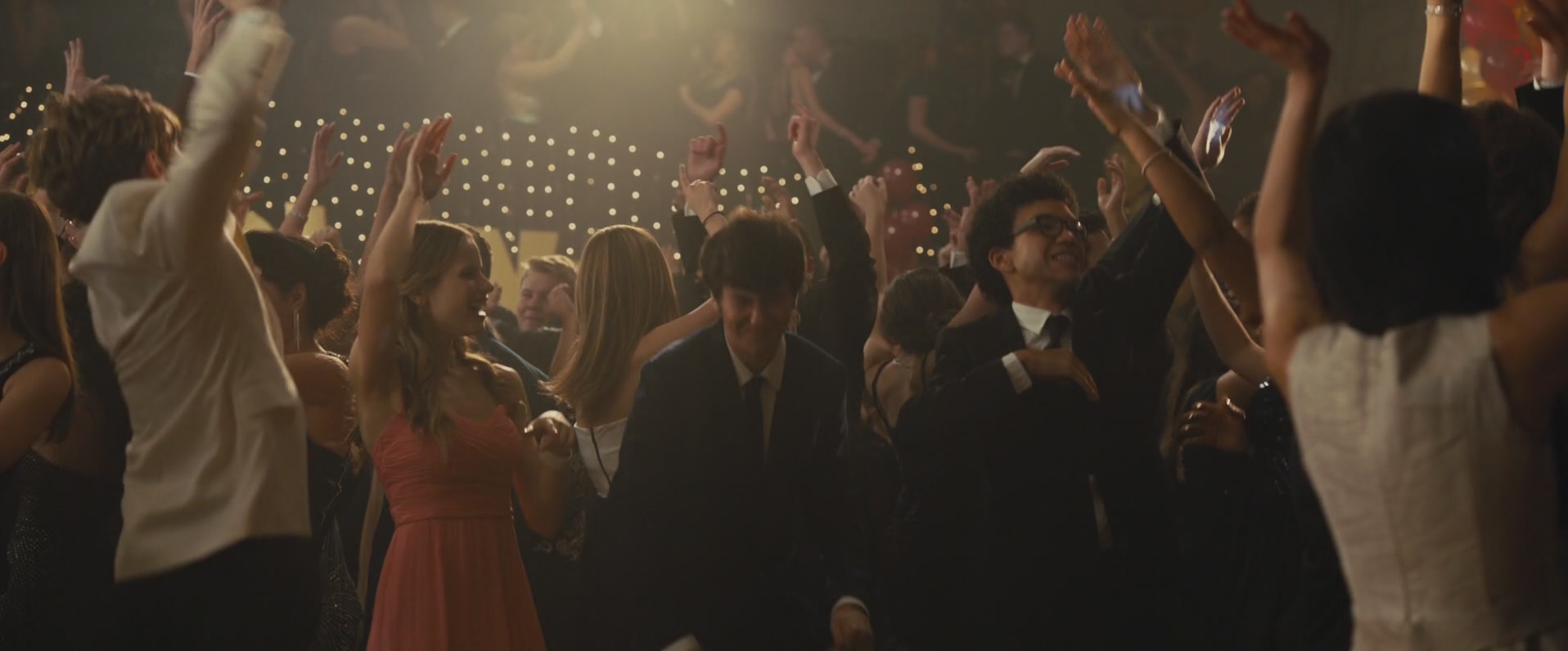 iHeartHalston_HalstonSageNet_PaperTownsScreencaptures_649.jpg