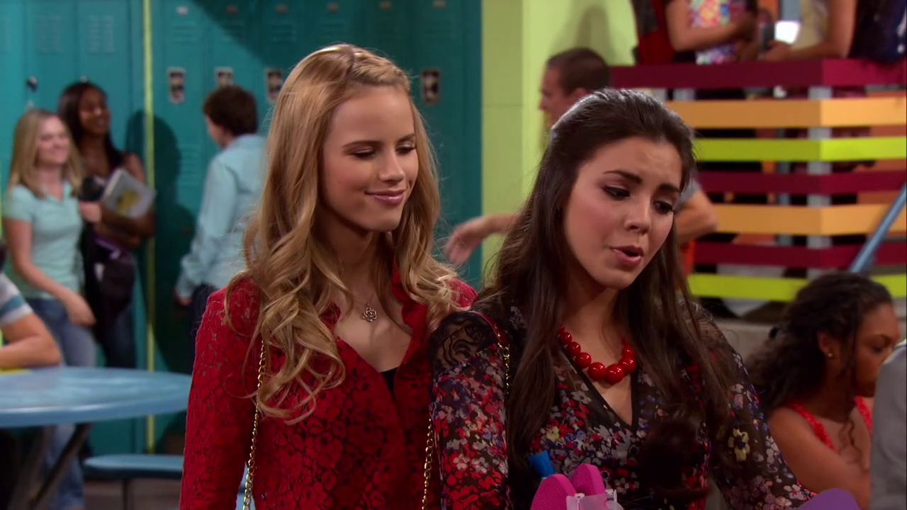 iHeartHalston_HalstonSageNet_HTR1x05_310.jpg