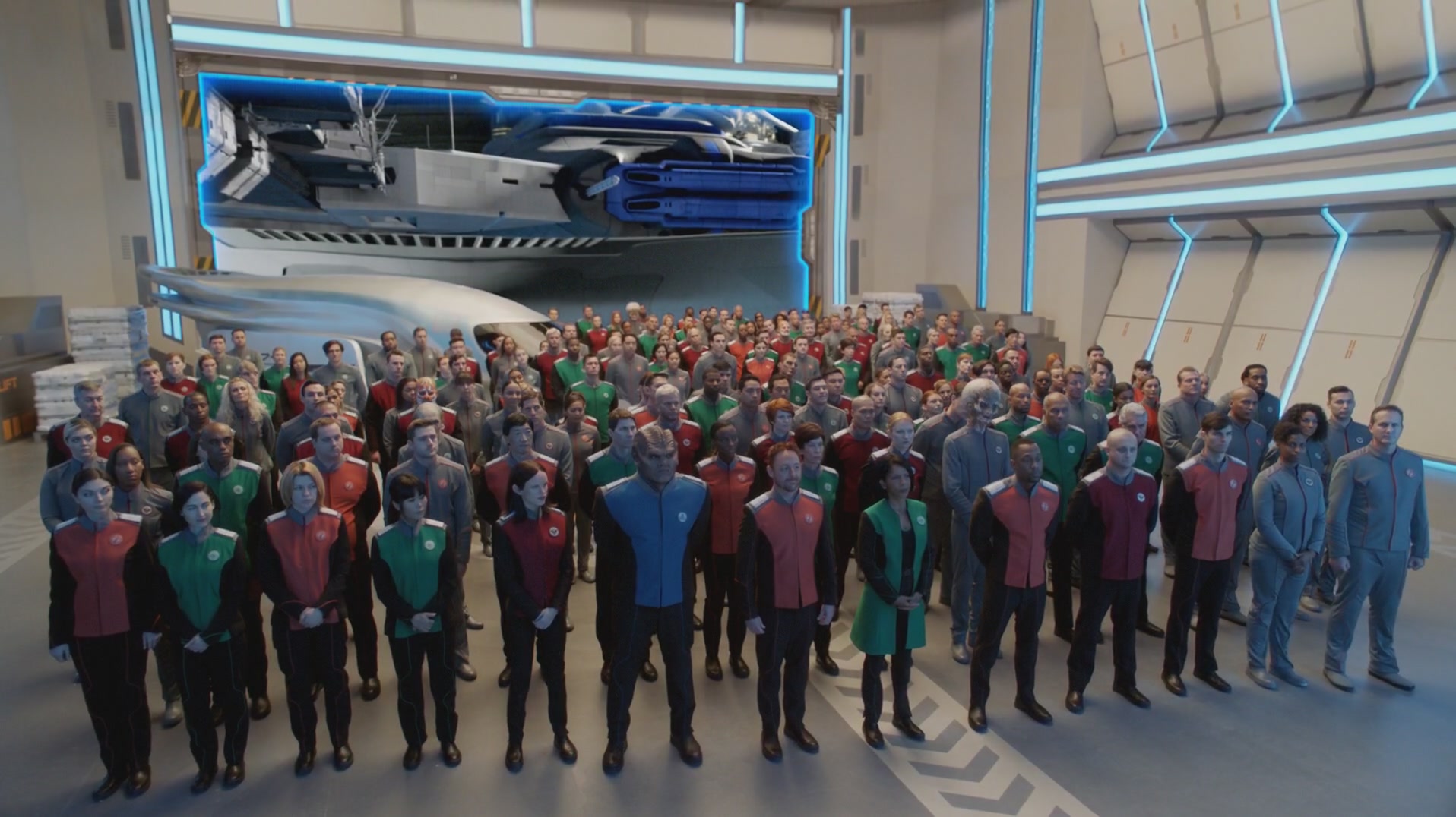 iHeartHalston_HalstonSageNet_TheOrville1x01Screencaps_001.jpg