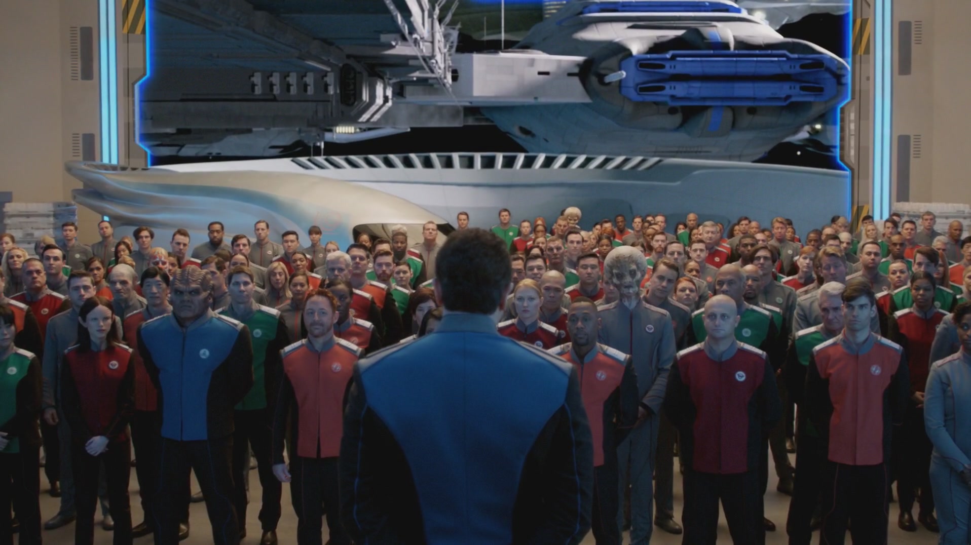 iHeartHalston_HalstonSageNet_TheOrville1x01Screencaps_004.jpg