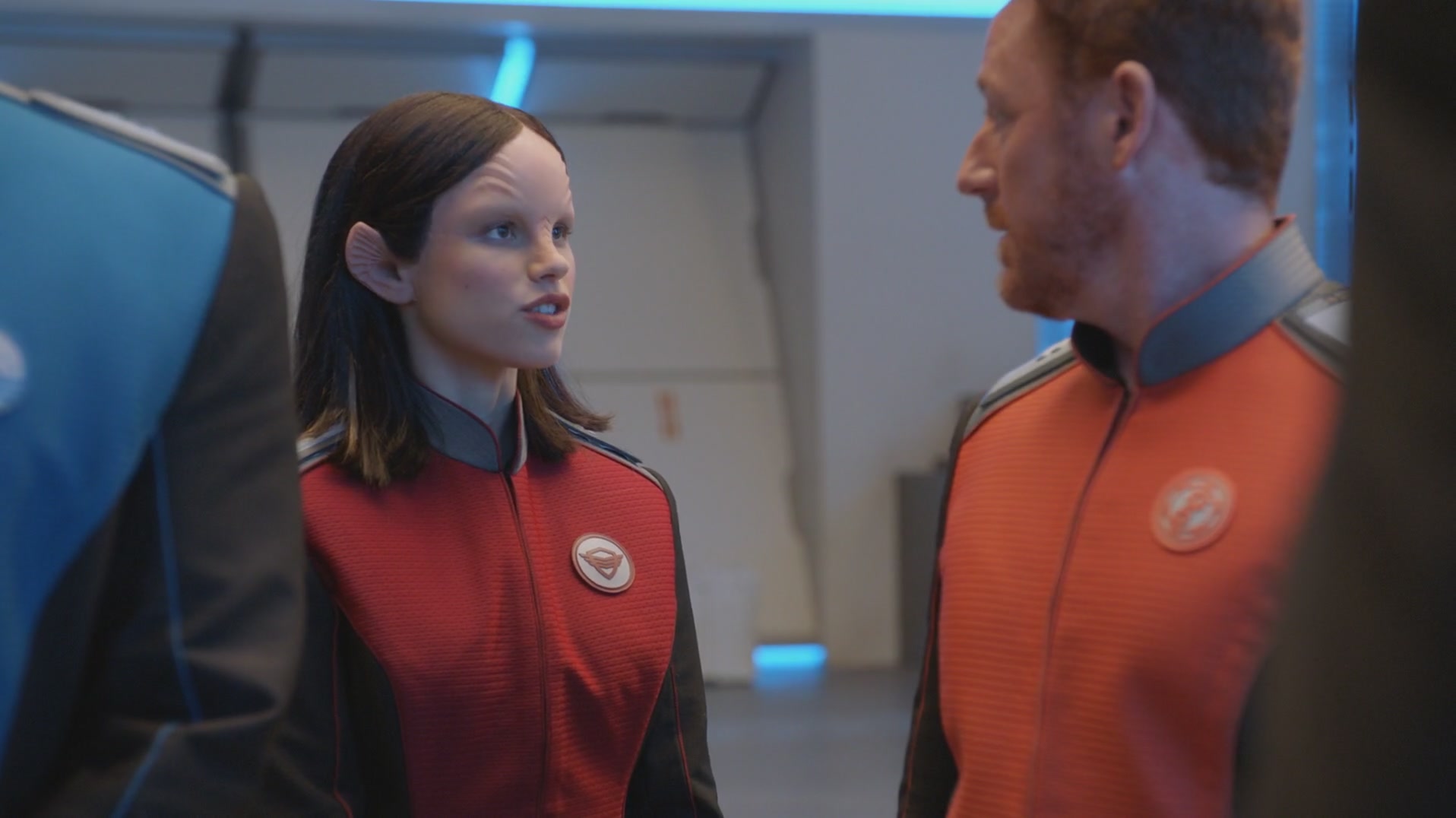 iHeartHalston_HalstonSageNet_TheOrville1x01Screencaps_020.jpg