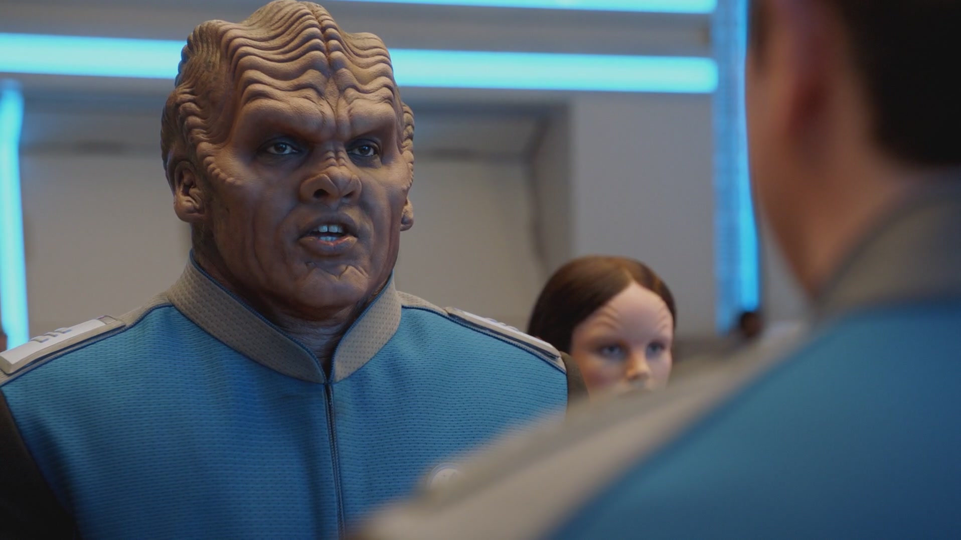 iHeartHalston_HalstonSageNet_TheOrville1x01Screencaps_045.jpg