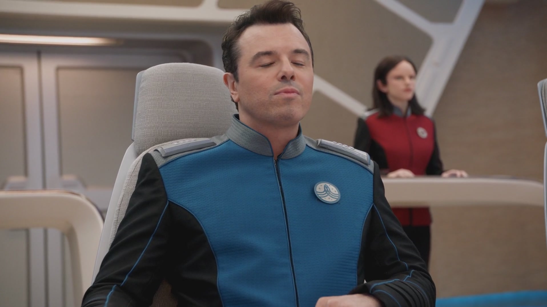 iHeartHalston_HalstonSageNet_TheOrville1x01Screencaps_067.jpg