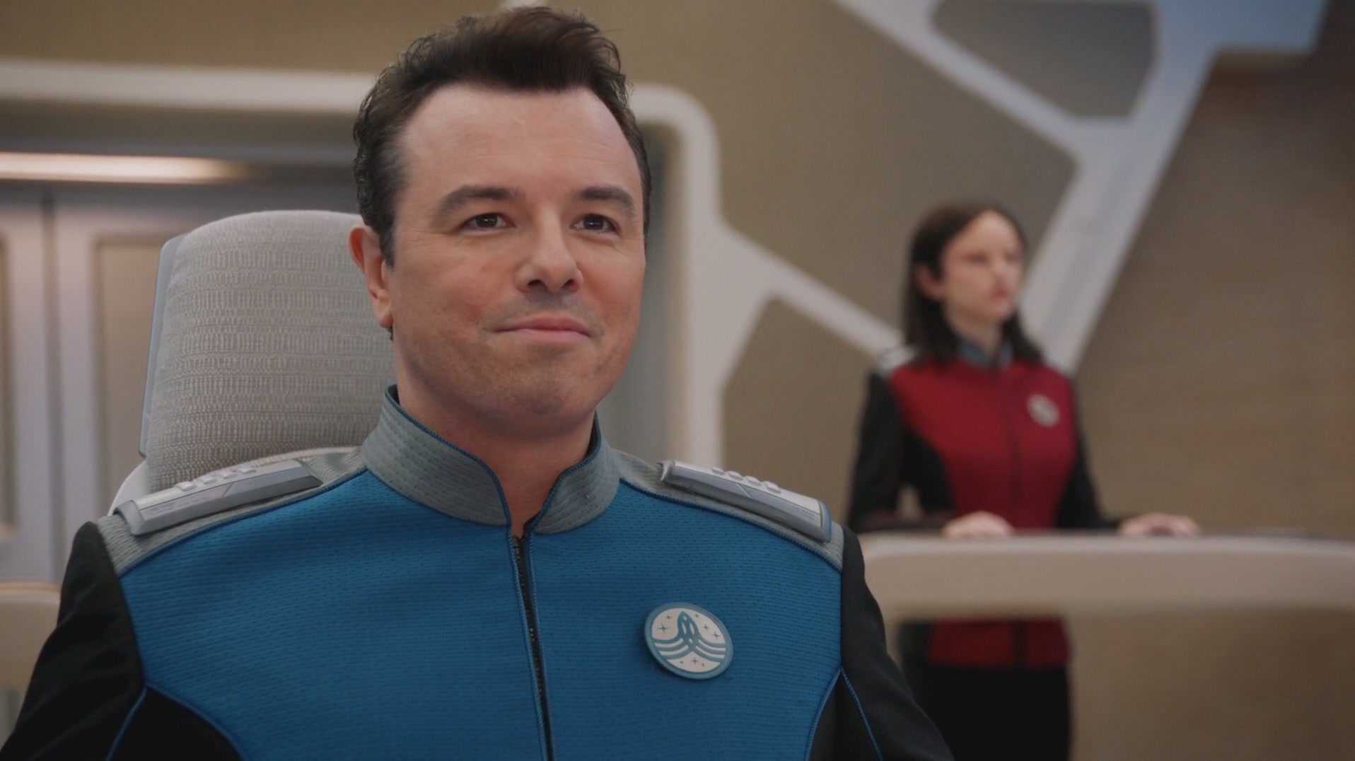 iHeartHalston_HalstonSageNet_TheOrville1x01Screencaps_078.jpg