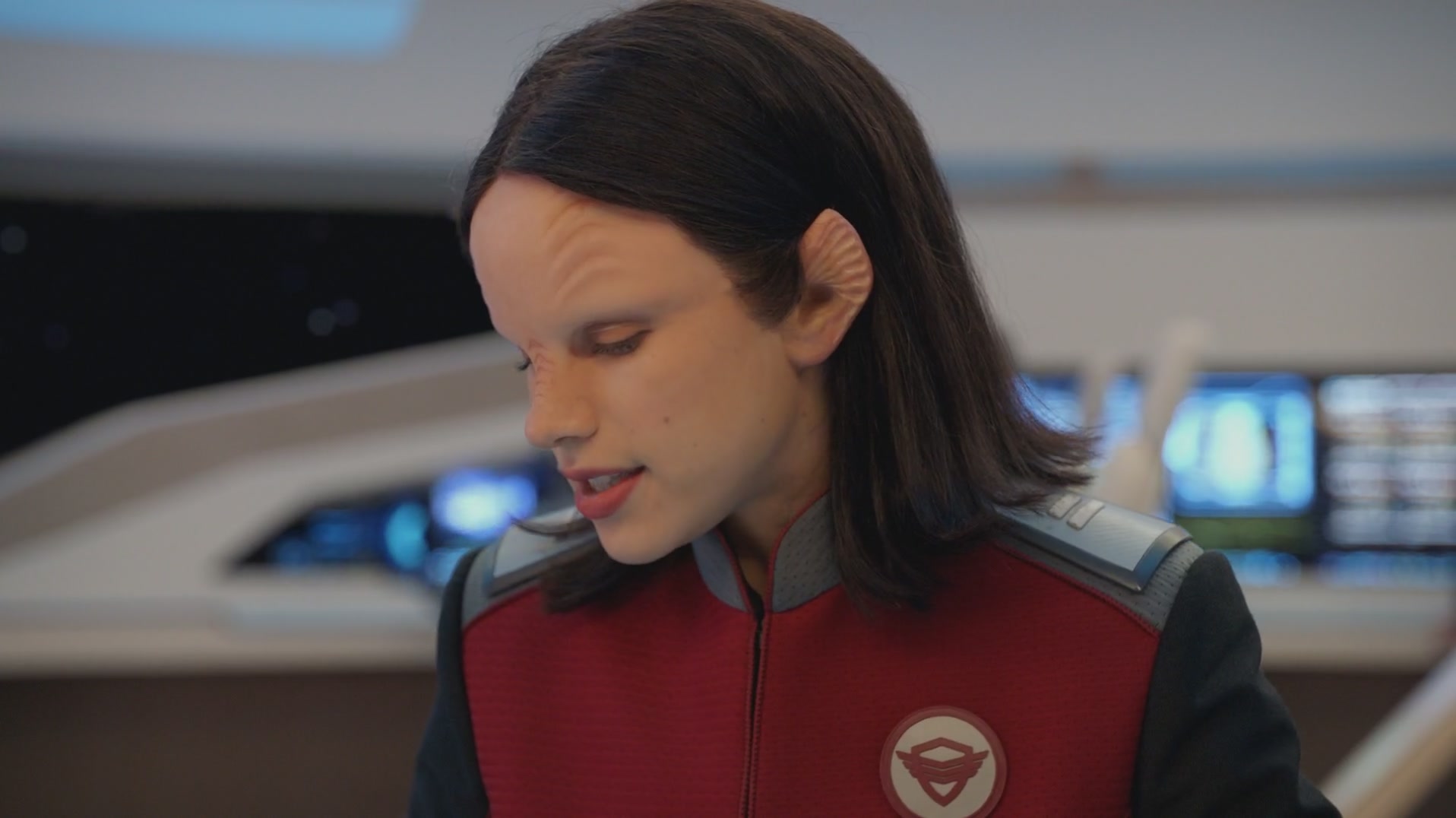 iHeartHalston_HalstonSageNet_TheOrville1x01Screencaps_079.jpg