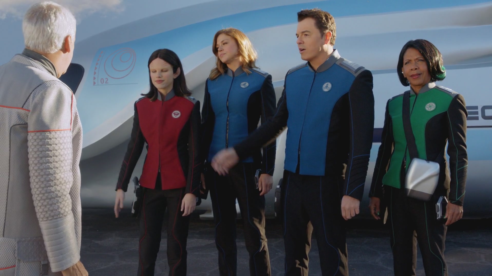 iHeartHalston_HalstonSageNet_TheOrville1x01Screencaps_111.jpg