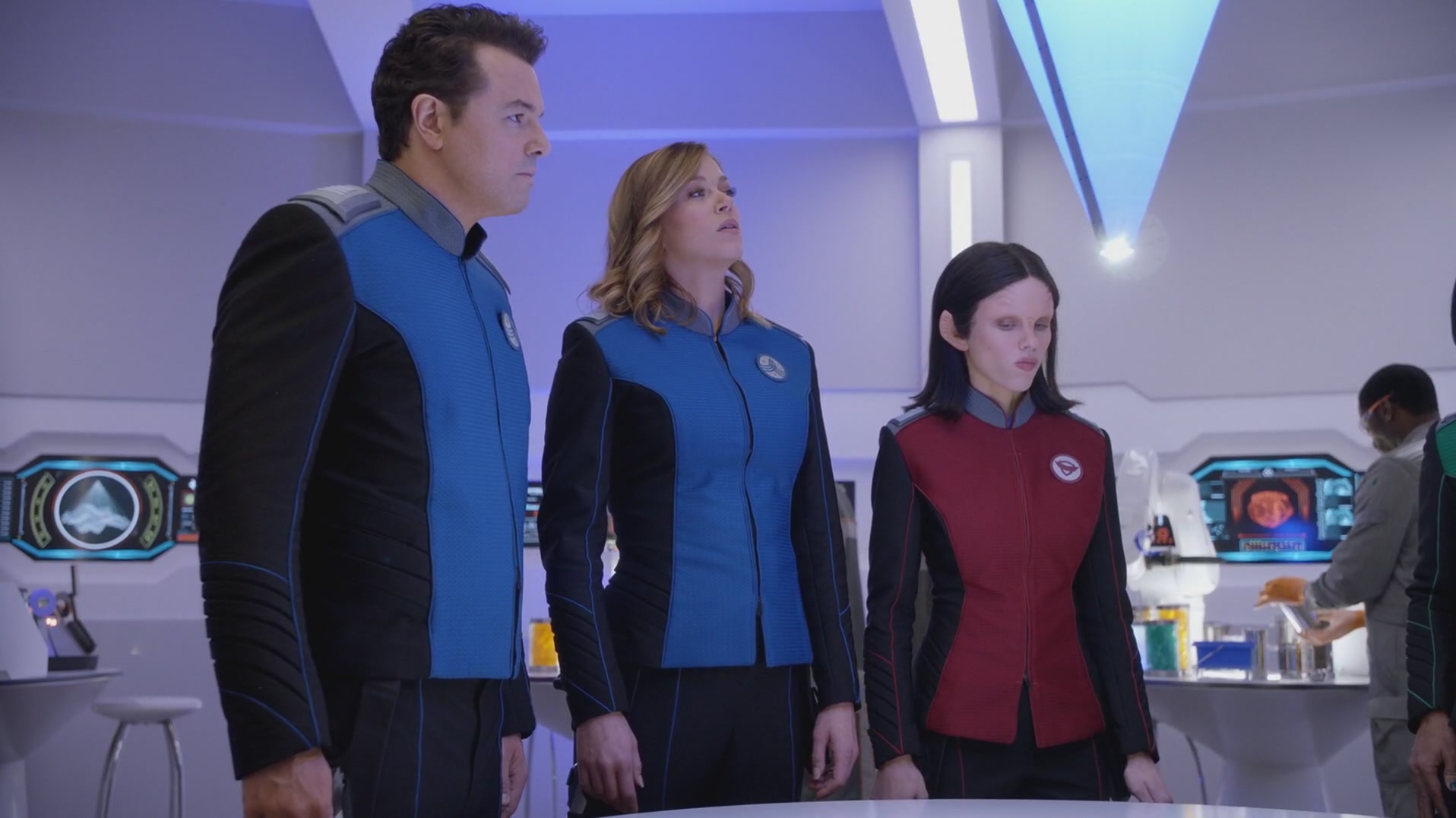 iHeartHalston_HalstonSageNet_TheOrville1x01Screencaps_185.jpg