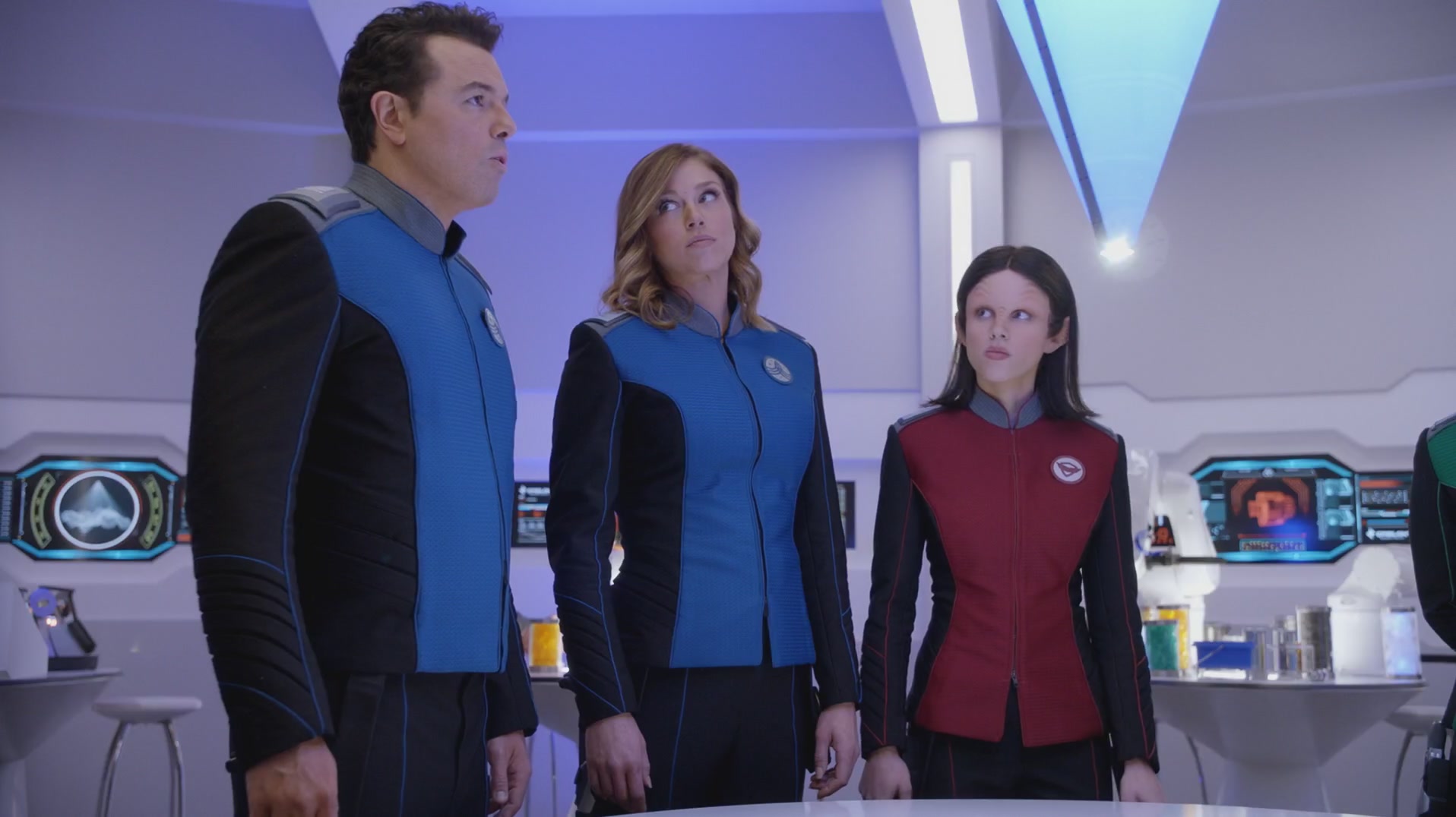 iHeartHalston_HalstonSageNet_TheOrville1x01Screencaps_186.jpg