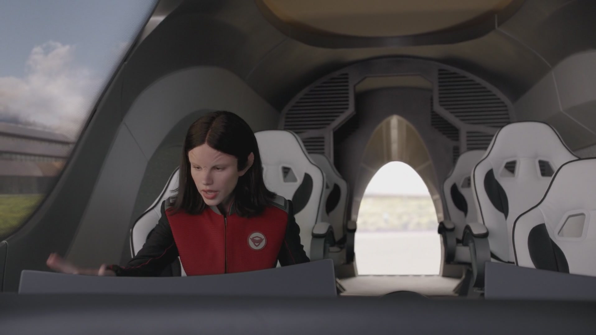 iHeartHalston_HalstonSageNet_TheOrville1x01Screencaps_258.jpg