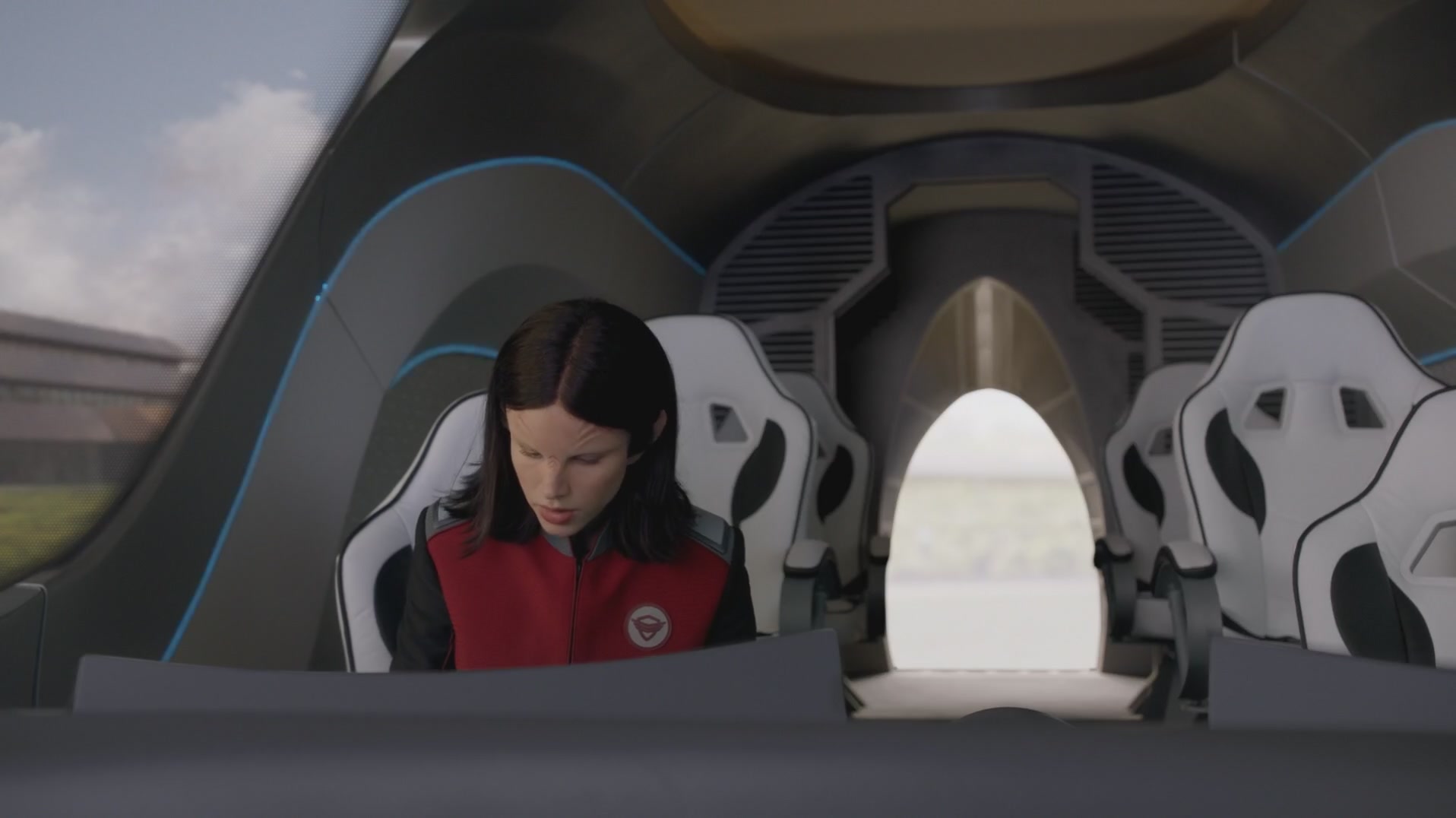 iHeartHalston_HalstonSageNet_TheOrville1x01Screencaps_260.jpg