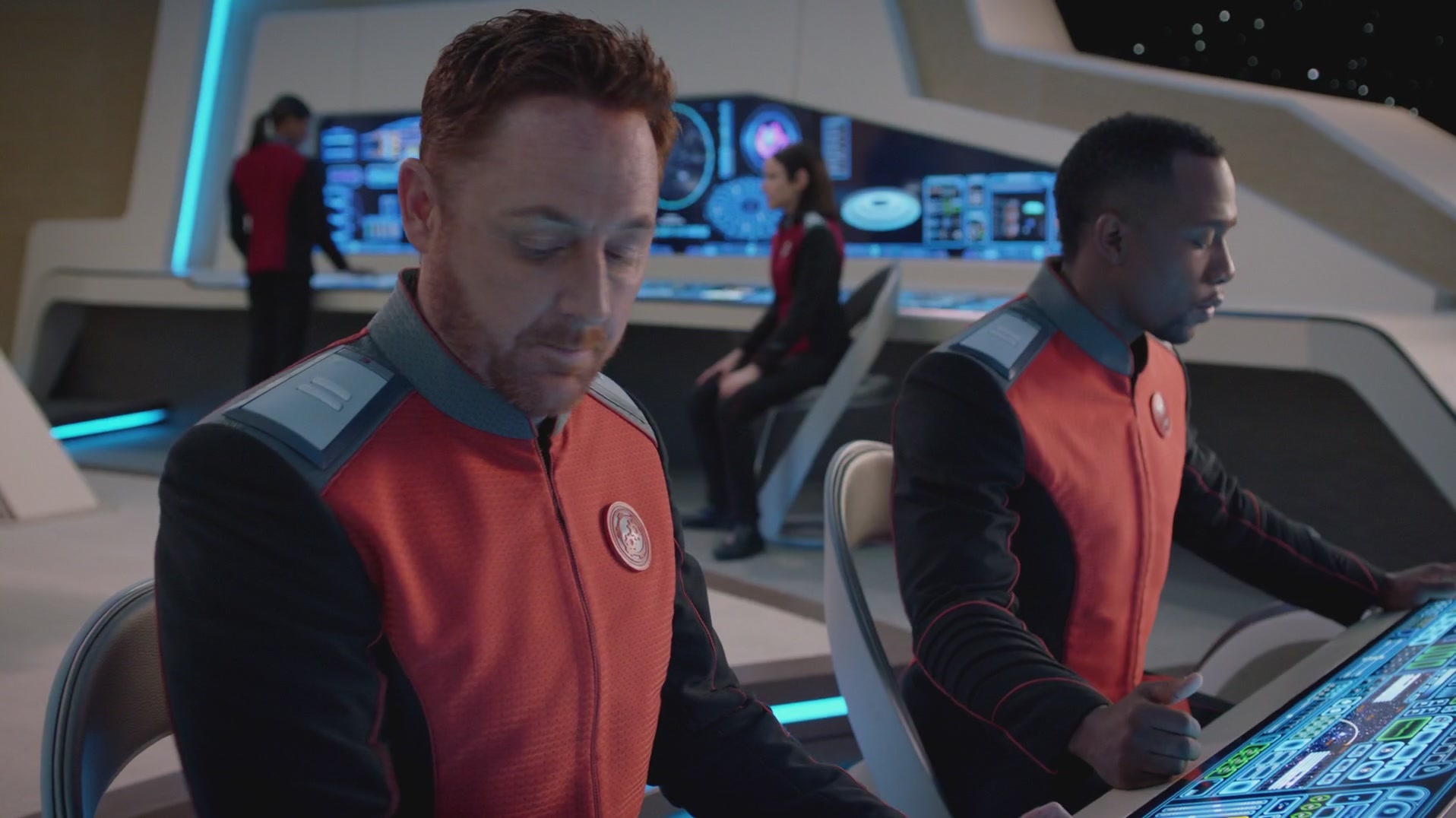 iHeartHalston_HalstonSageNet_TheOrville1x02Screencaps_001.jpg