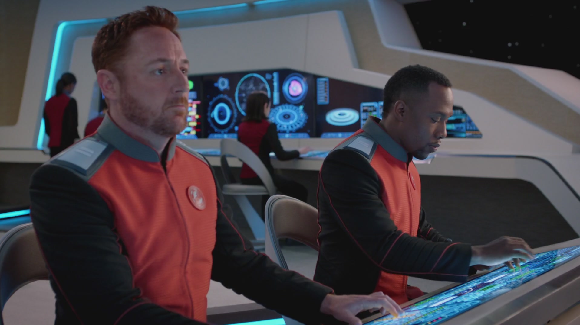 iHeartHalston_HalstonSageNet_TheOrville1x02Screencaps_010.jpg