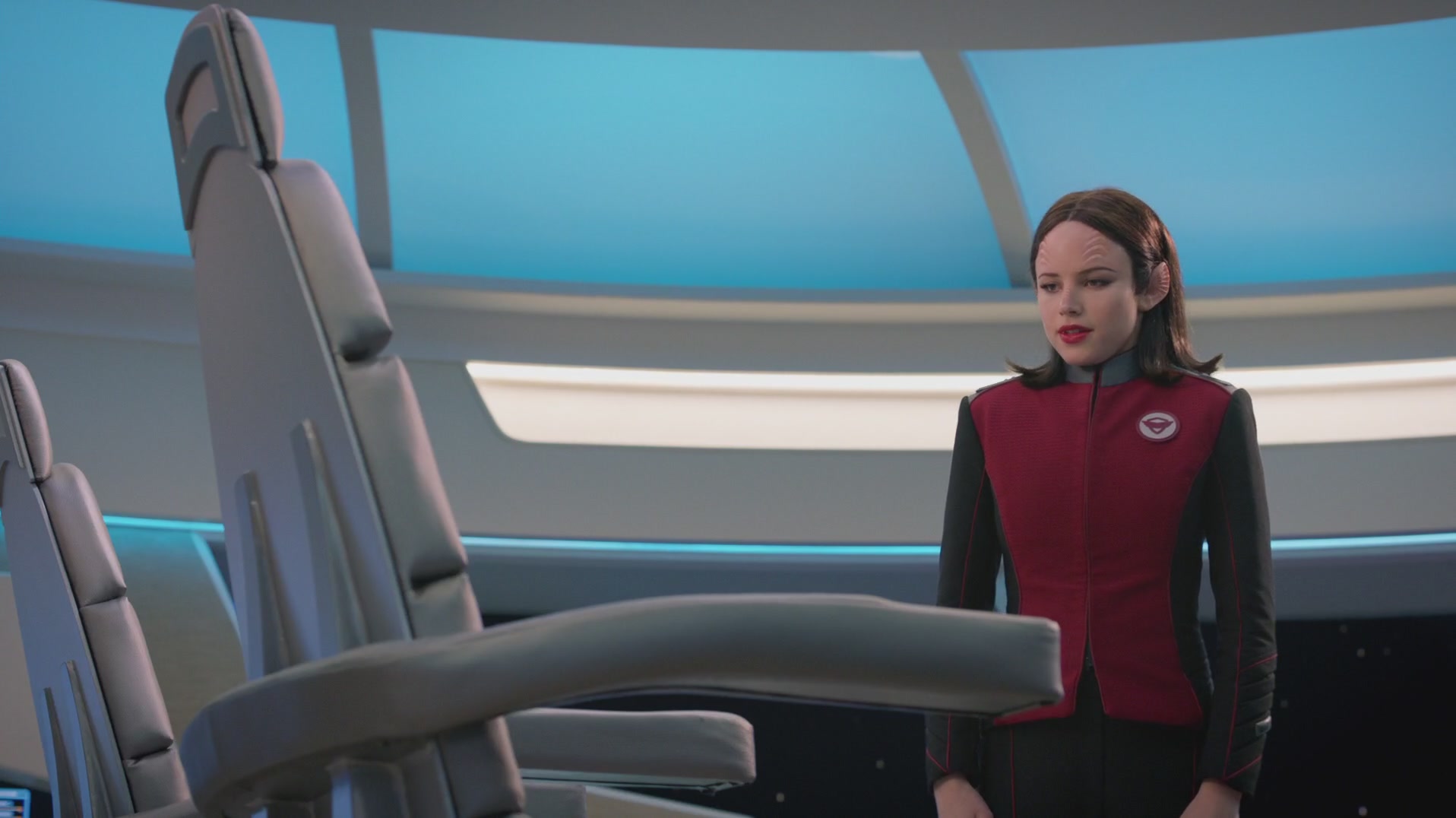 iHeartHalston_HalstonSageNet_TheOrville1x02Screencaps_038.jpg