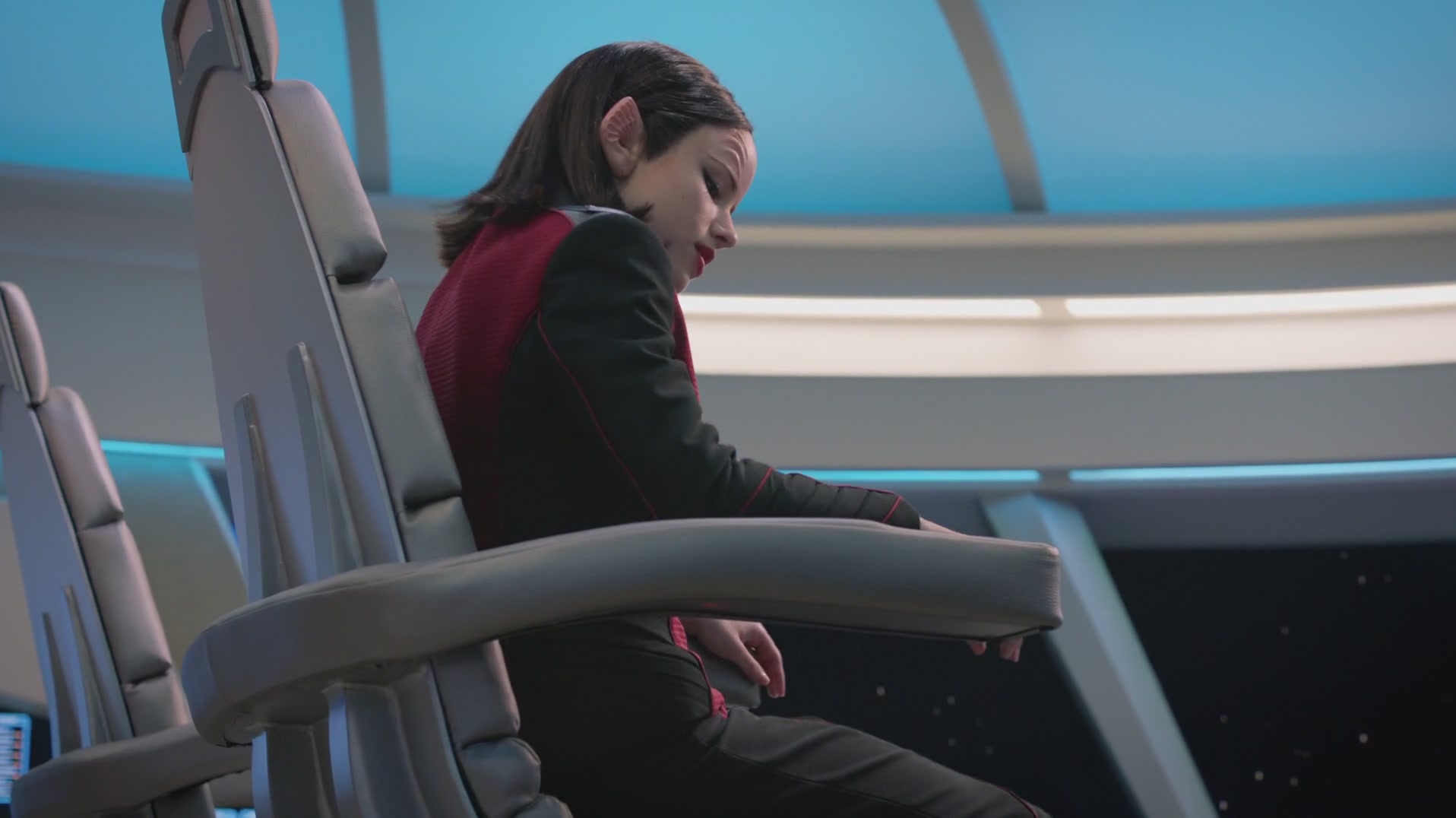 iHeartHalston_HalstonSageNet_TheOrville1x02Screencaps_044.jpg