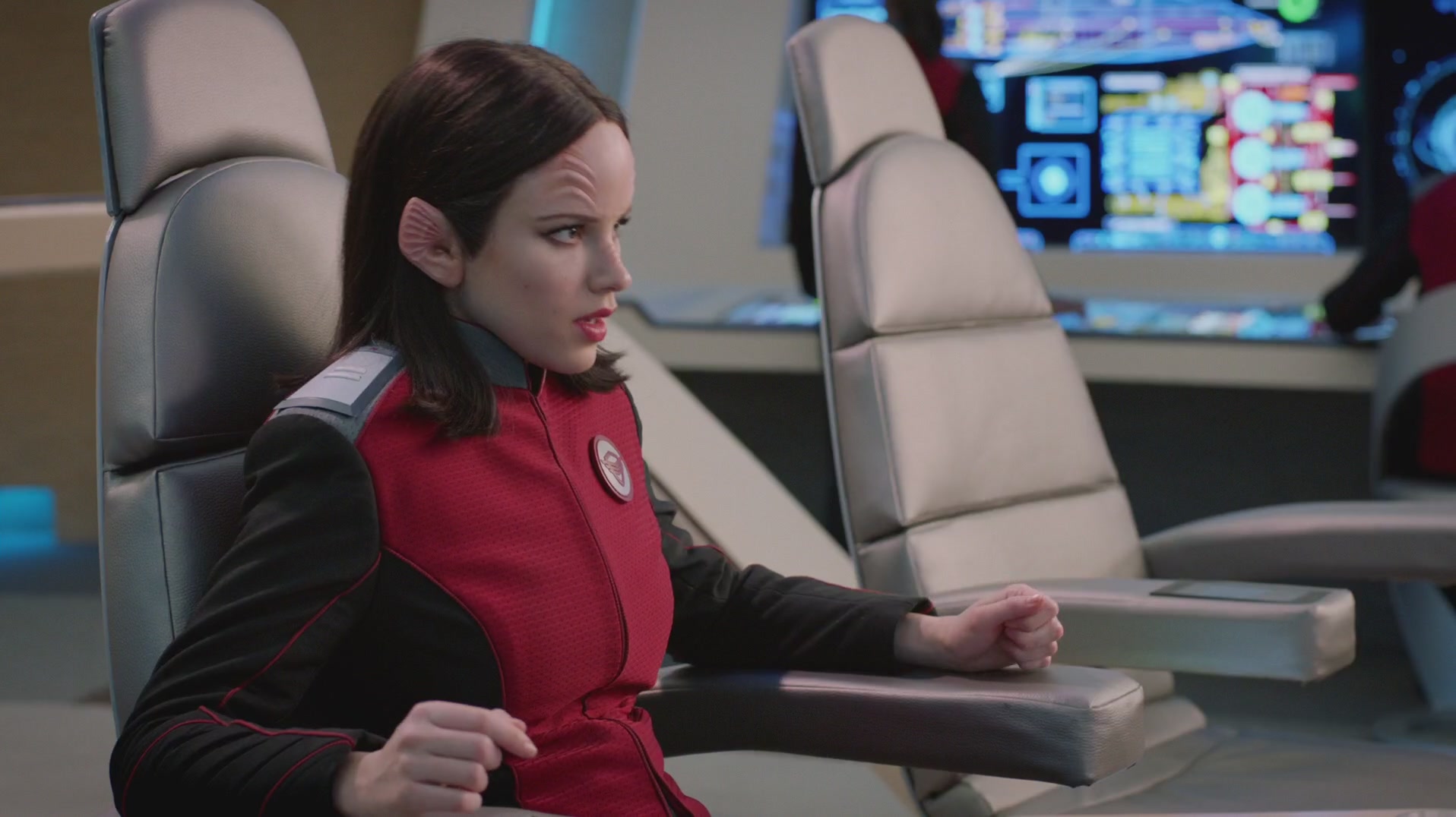 iHeartHalston_HalstonSageNet_TheOrville1x02Screencaps_045.jpg