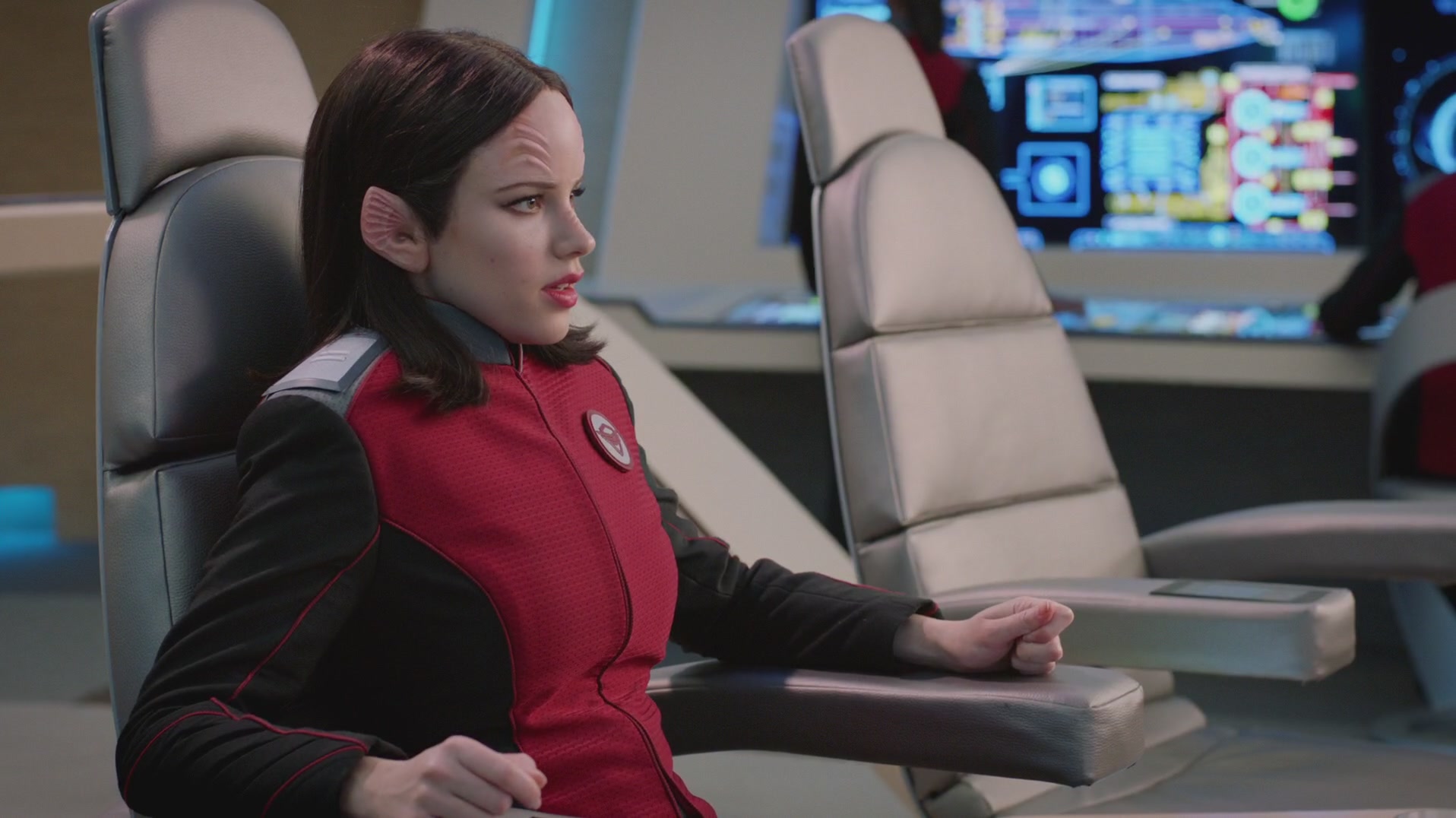 iHeartHalston_HalstonSageNet_TheOrville1x02Screencaps_046.jpg