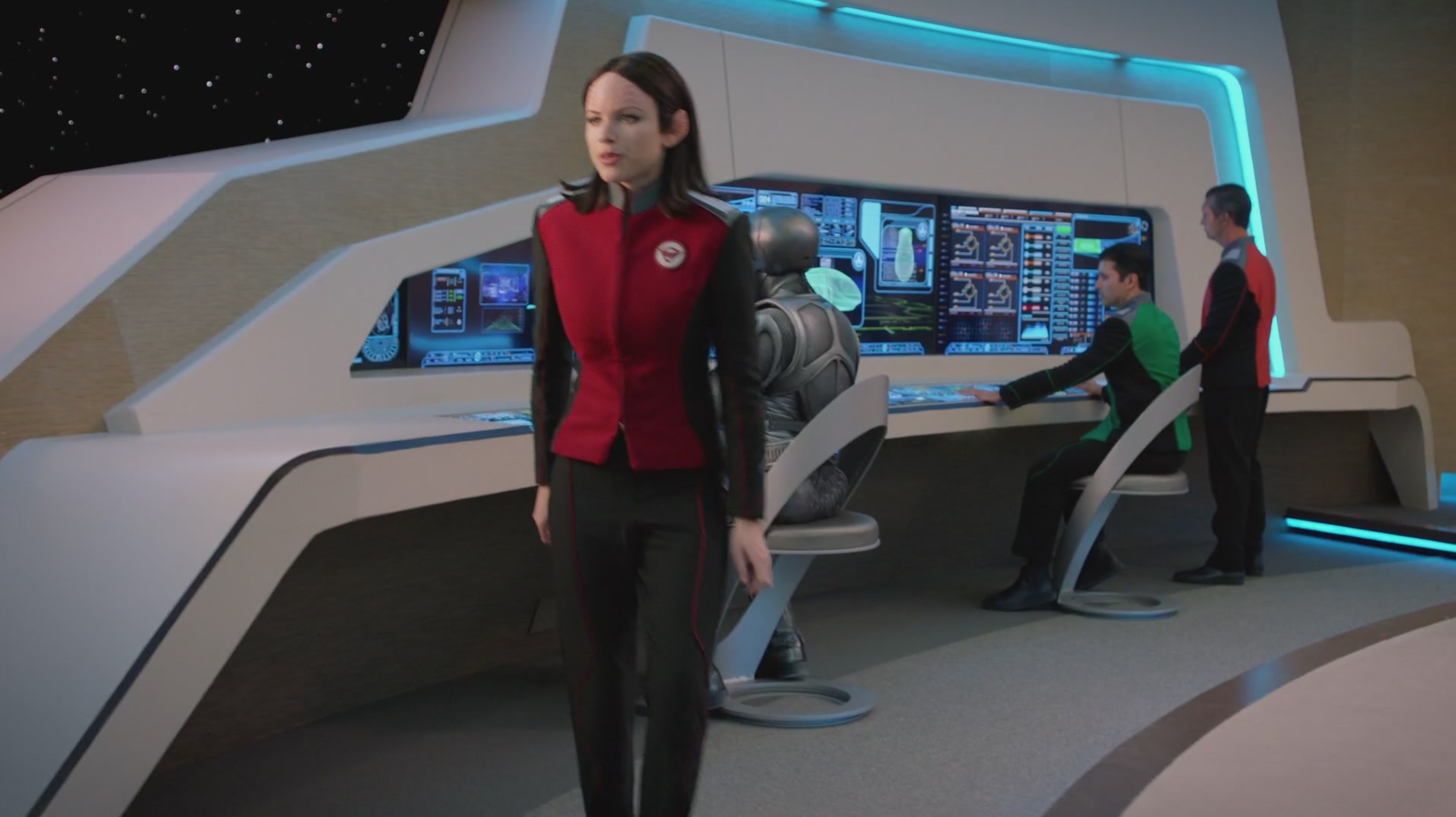 iHeartHalston_HalstonSageNet_TheOrville1x02Screencaps_056.jpg