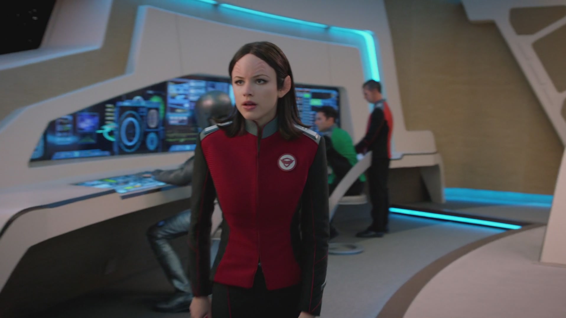 iHeartHalston_HalstonSageNet_TheOrville1x02Screencaps_057.jpg