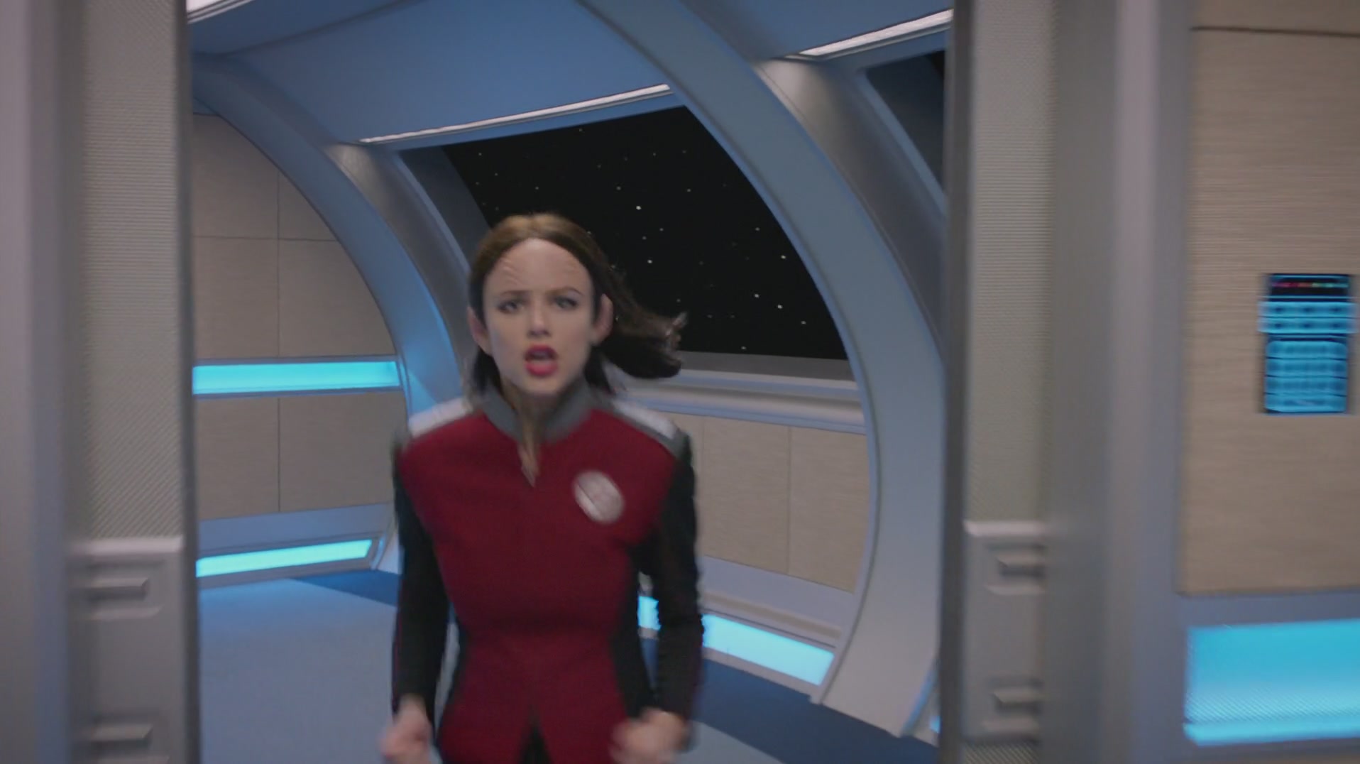 iHeartHalston_HalstonSageNet_TheOrville1x02Screencaps_080.jpg