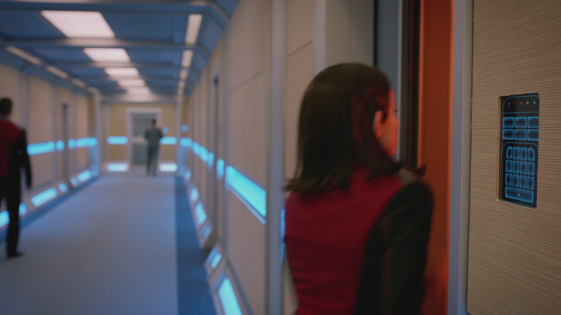 iHeartHalston_HalstonSageNet_TheOrville1x02Screencaps_086.jpg