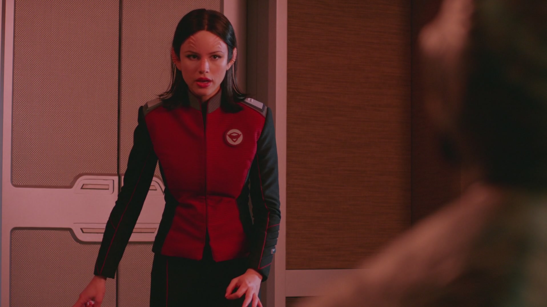 iHeartHalston_HalstonSageNet_TheOrville1x02Screencaps_096.jpg