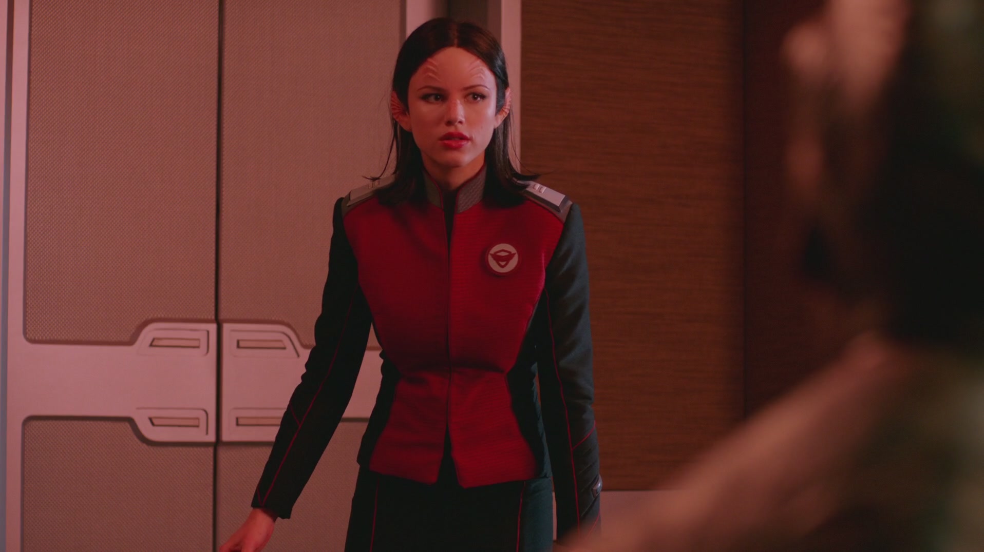 iHeartHalston_HalstonSageNet_TheOrville1x02Screencaps_108.jpg