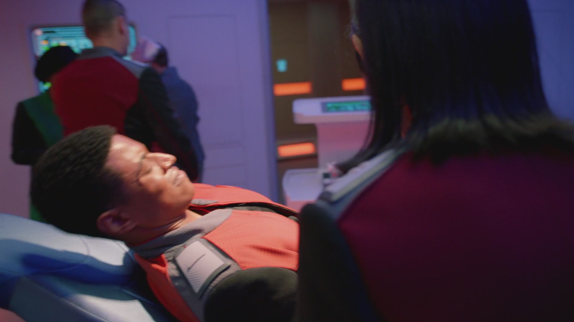 iHeartHalston_HalstonSageNet_TheOrville1x02Screencaps_281.jpg