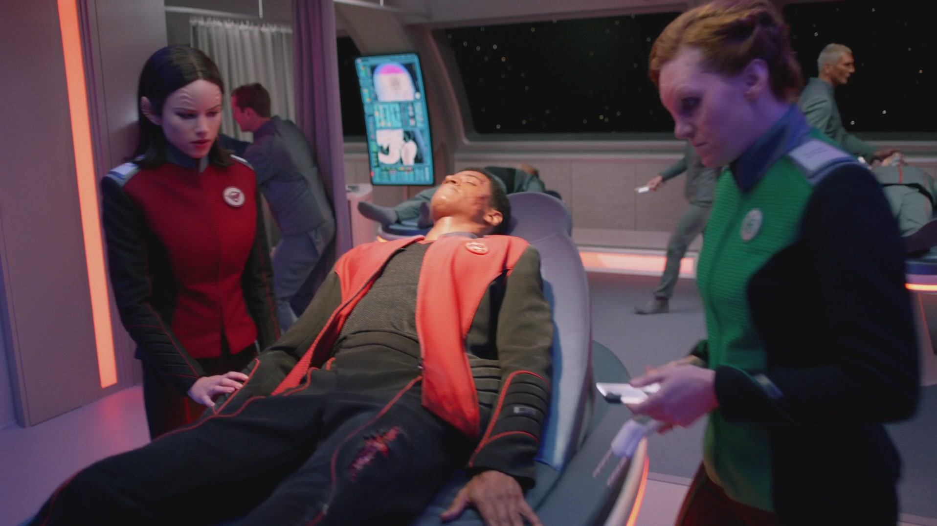 iHeartHalston_HalstonSageNet_TheOrville1x02Screencaps_293.jpg