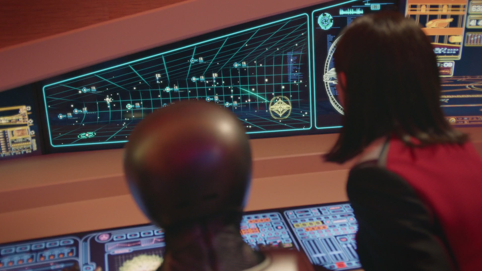 iHeartHalston_HalstonSageNet_TheOrville1x02Screencaps_337.jpg