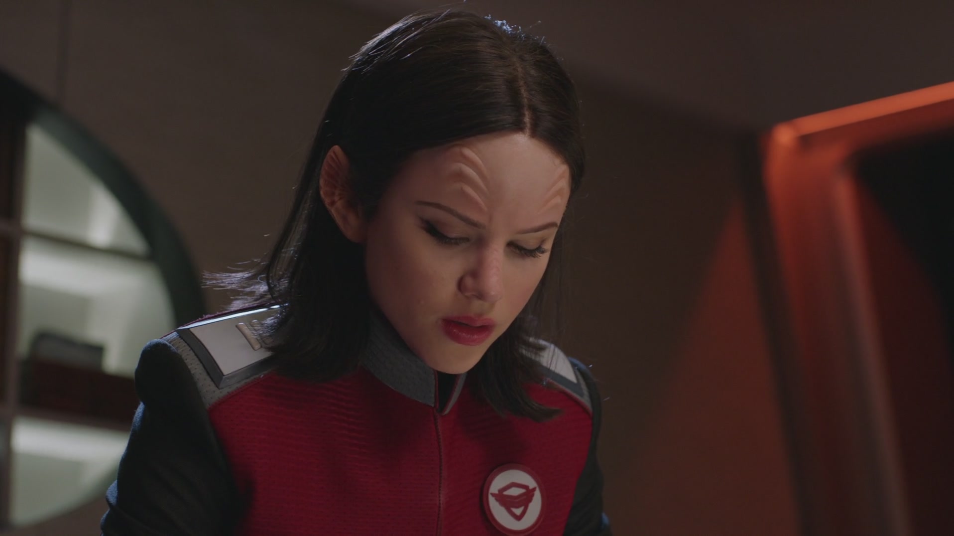 iHeartHalston_HalstonSageNet_TheOrville1x02Screencaps_400.jpg