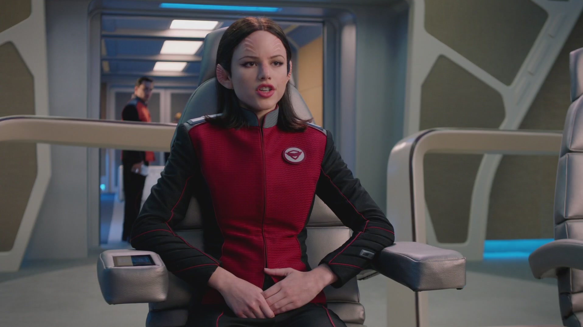 iHeartHalston_HalstonSageNet_TheOrville1x02Screencaps_427.jpg