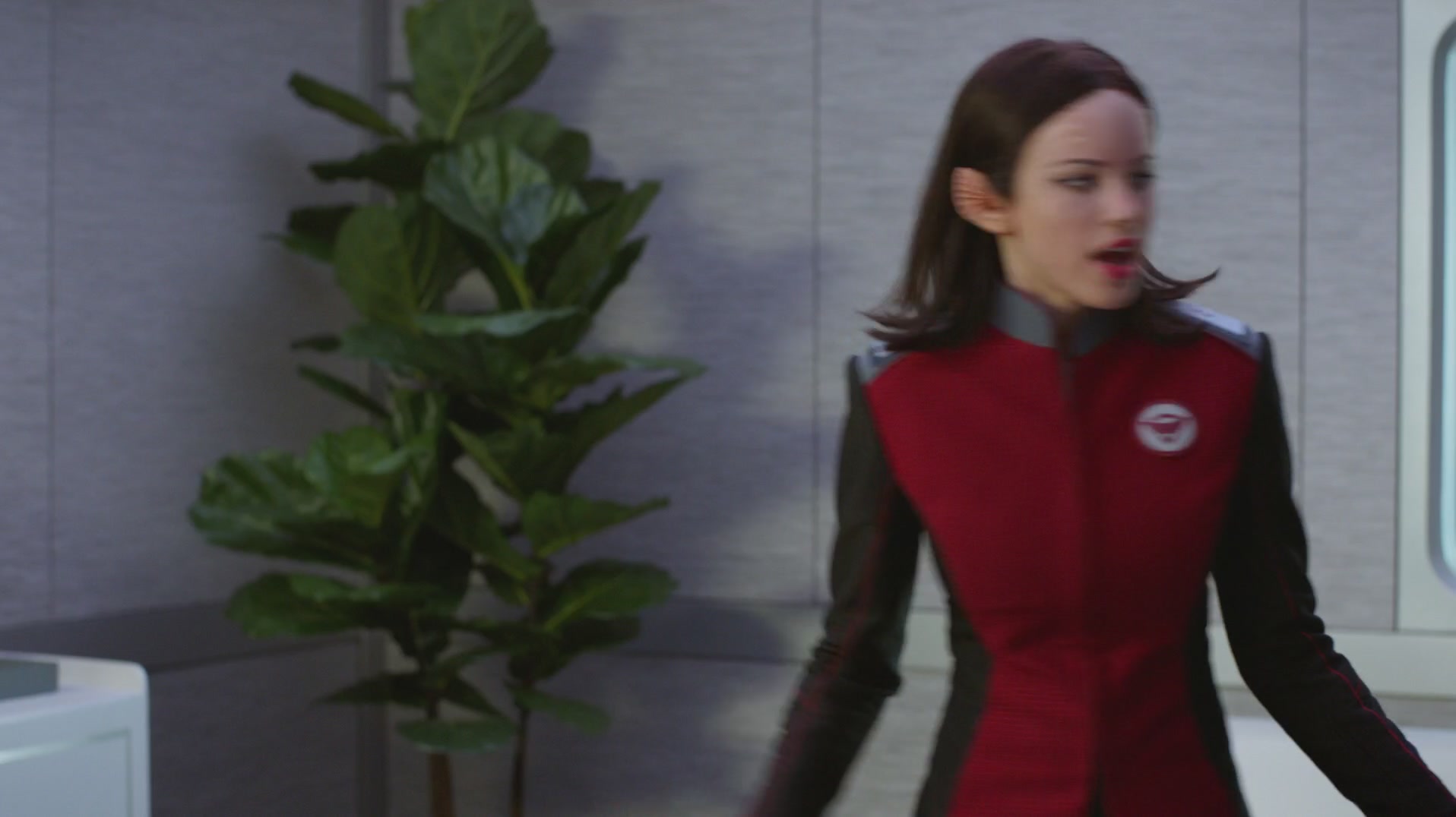 iHeartHalston_HalstonSageNet_TheOrville1x02Screencaps_446.jpg