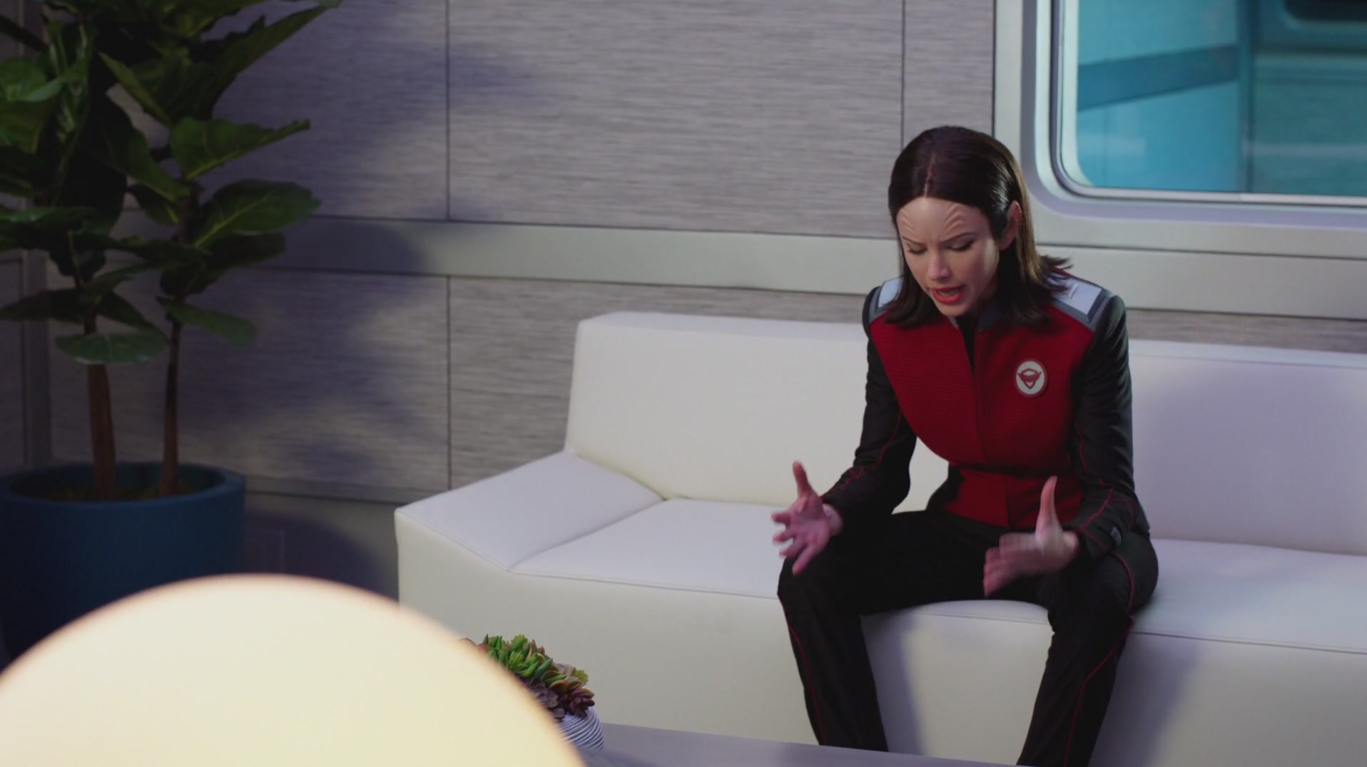 iHeartHalston_HalstonSageNet_TheOrville1x02Screencaps_454.jpg