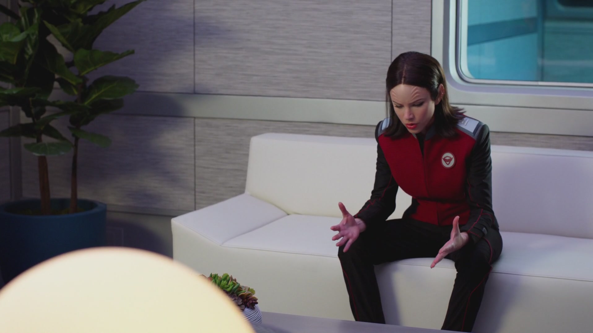 iHeartHalston_HalstonSageNet_TheOrville1x02Screencaps_455.jpg