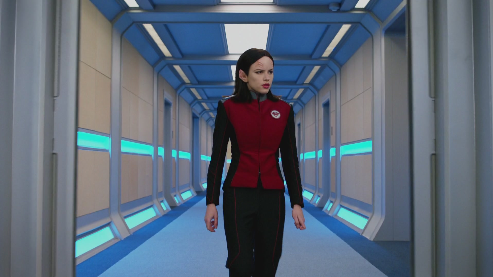 iHeartHalston_HalstonSageNet_TheOrville1x02Screencaps_477.jpg