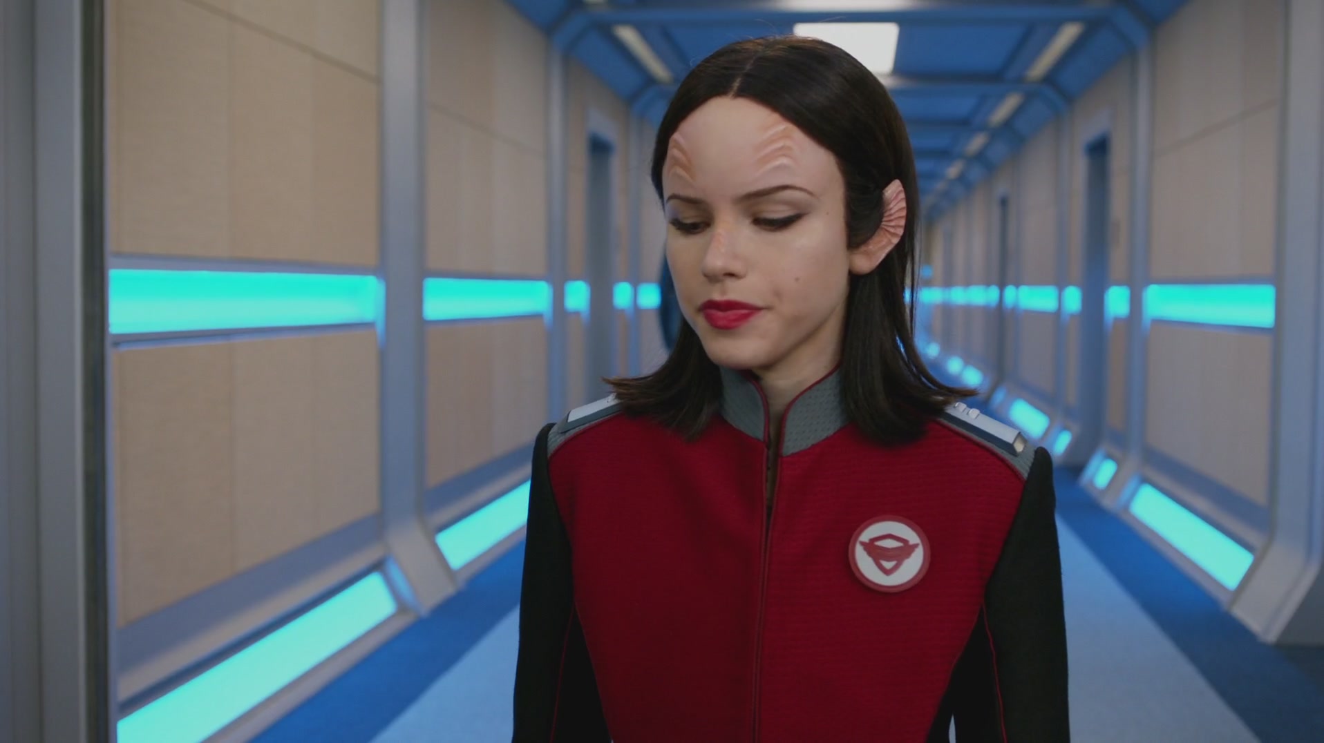 iHeartHalston_HalstonSageNet_TheOrville1x02Screencaps_483.jpg