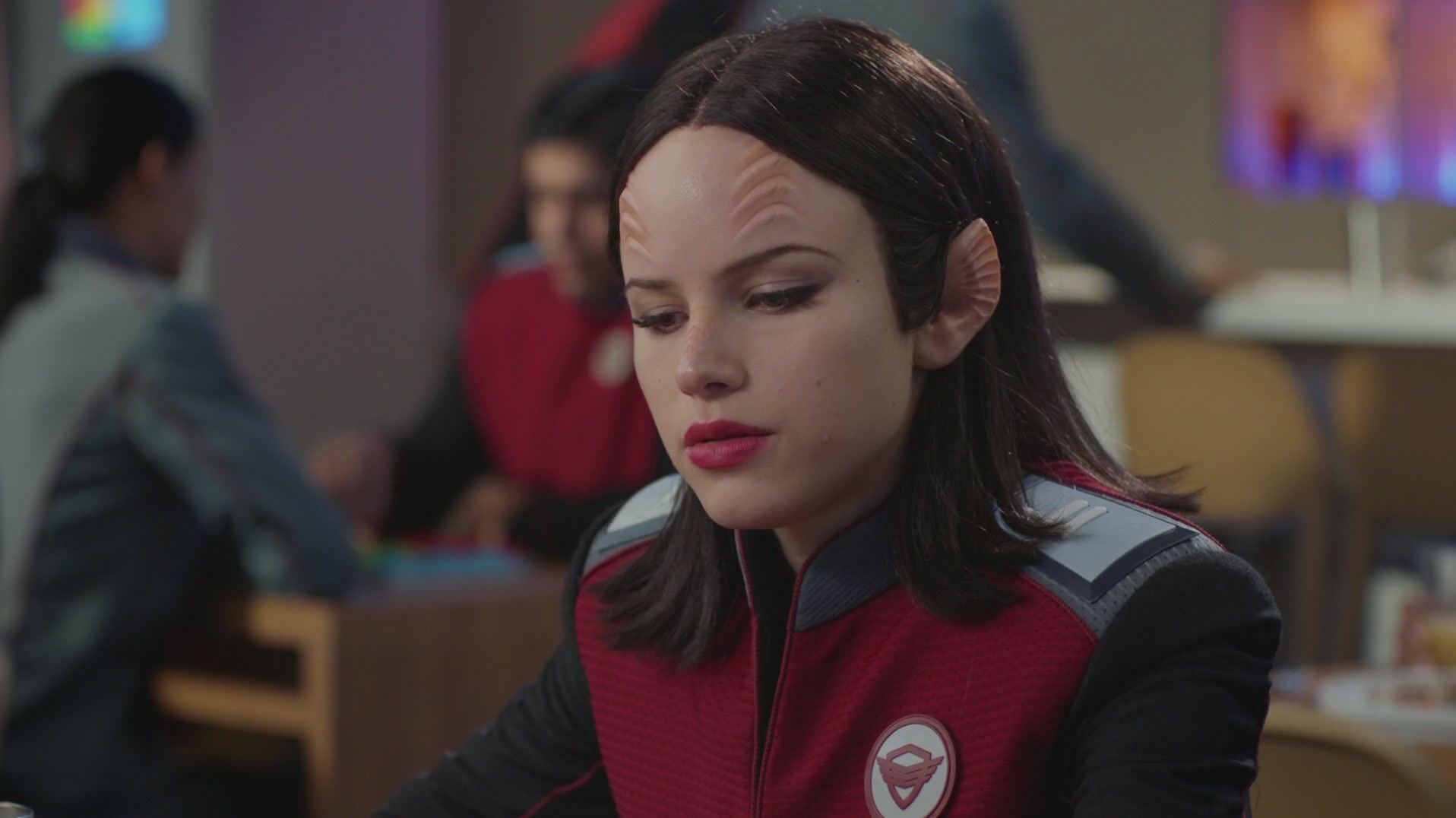 iHeartHalston_HalstonSageNet_TheOrville1x02Screencaps_520.jpg