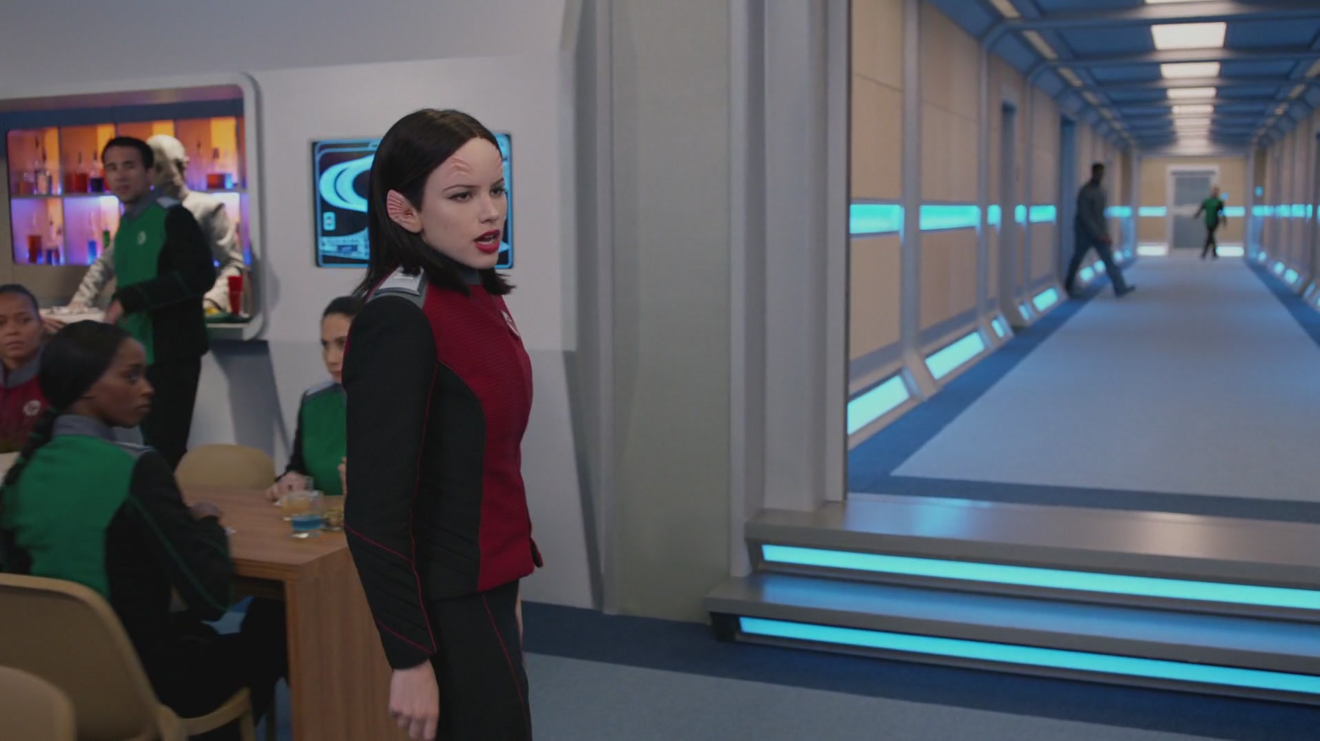 iHeartHalston_HalstonSageNet_TheOrville1x02Screencaps_533.jpg