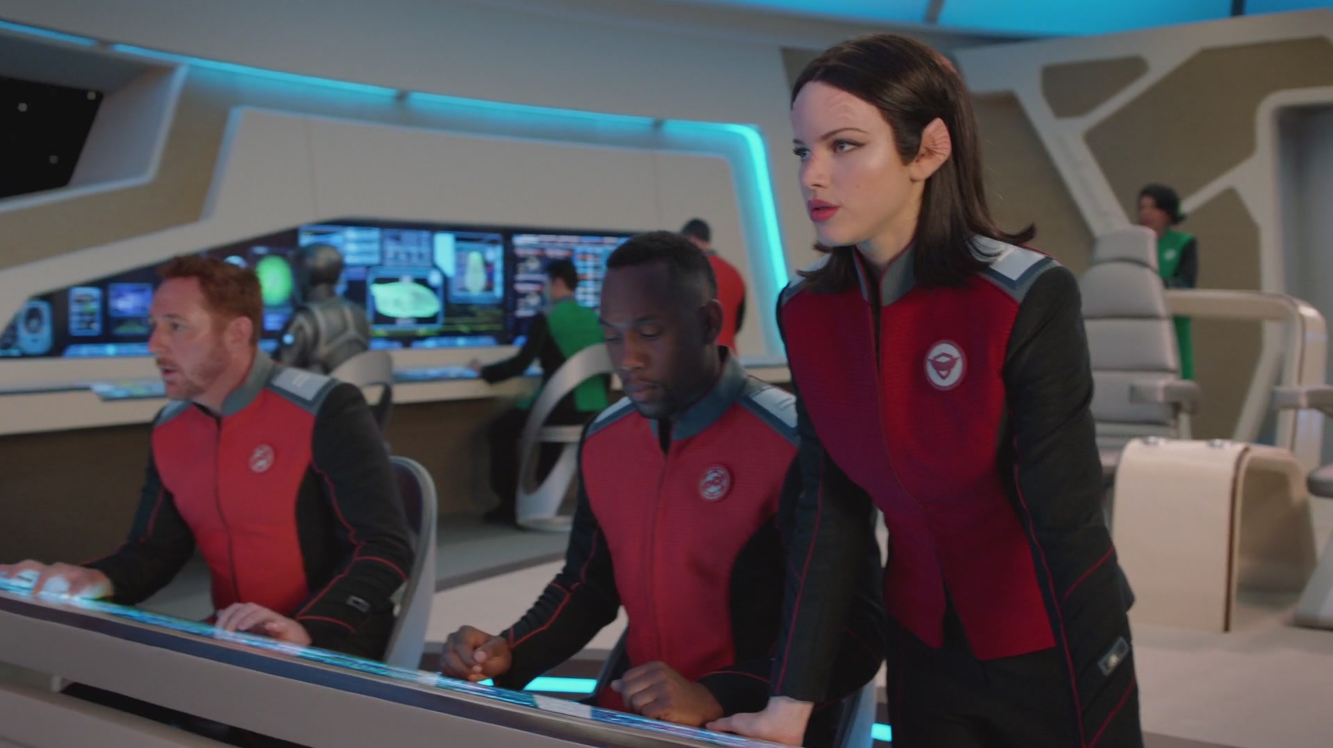 iHeartHalston_HalstonSageNet_TheOrville1x02Screencaps_596.jpg