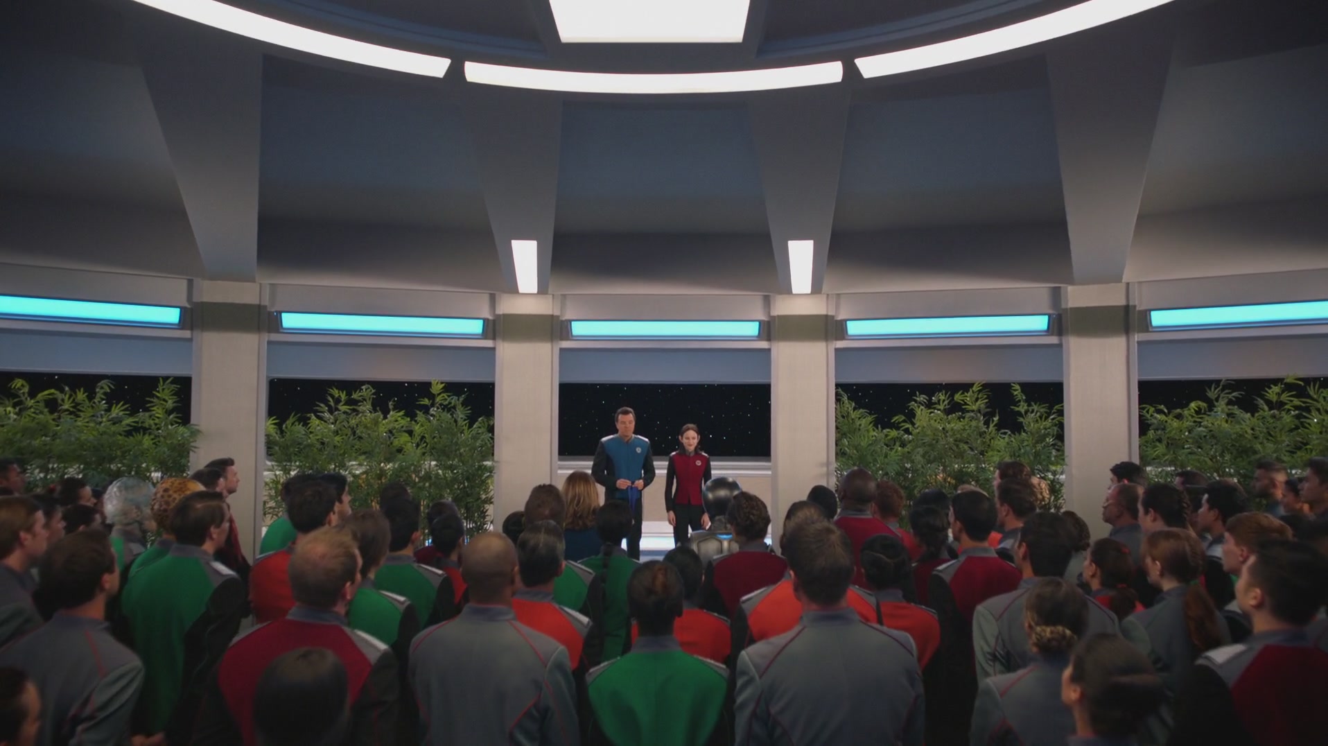 iHeartHalston_HalstonSageNet_TheOrville1x02Screencaps_686.jpg