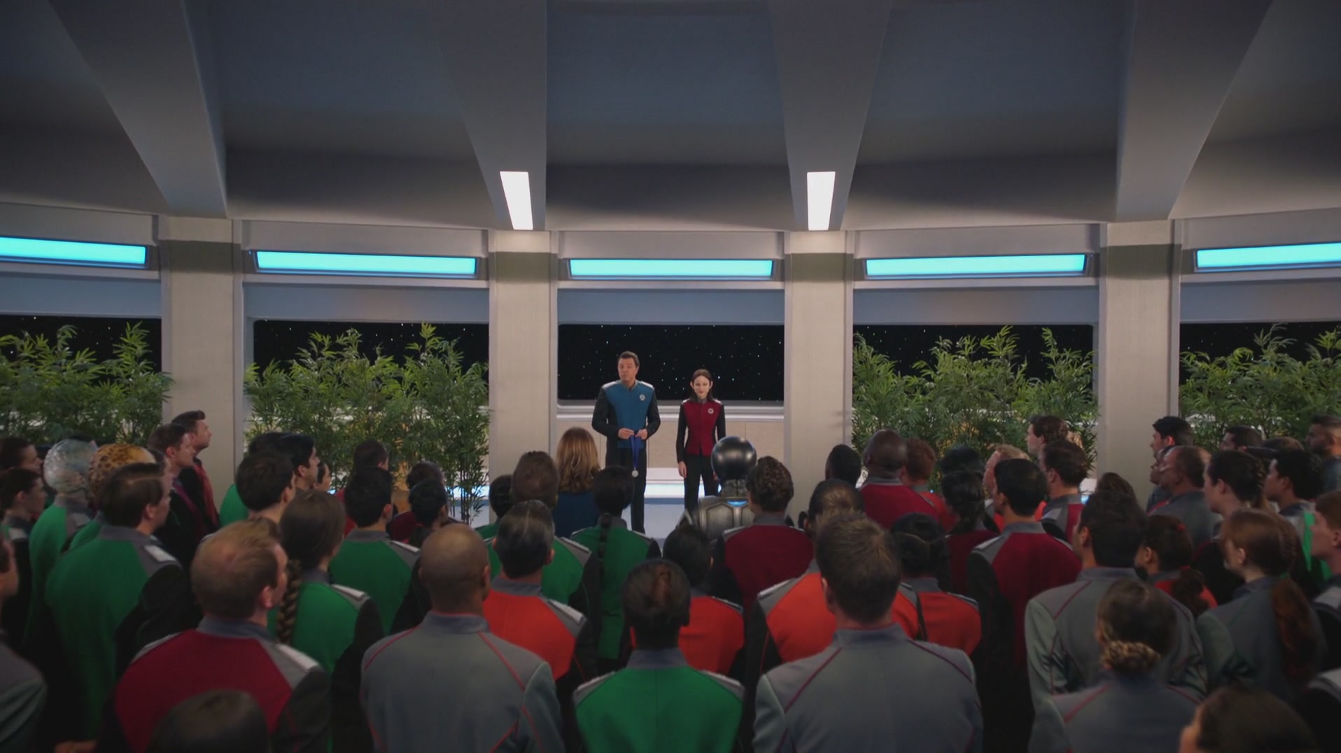 iHeartHalston_HalstonSageNet_TheOrville1x02Screencaps_687.jpg